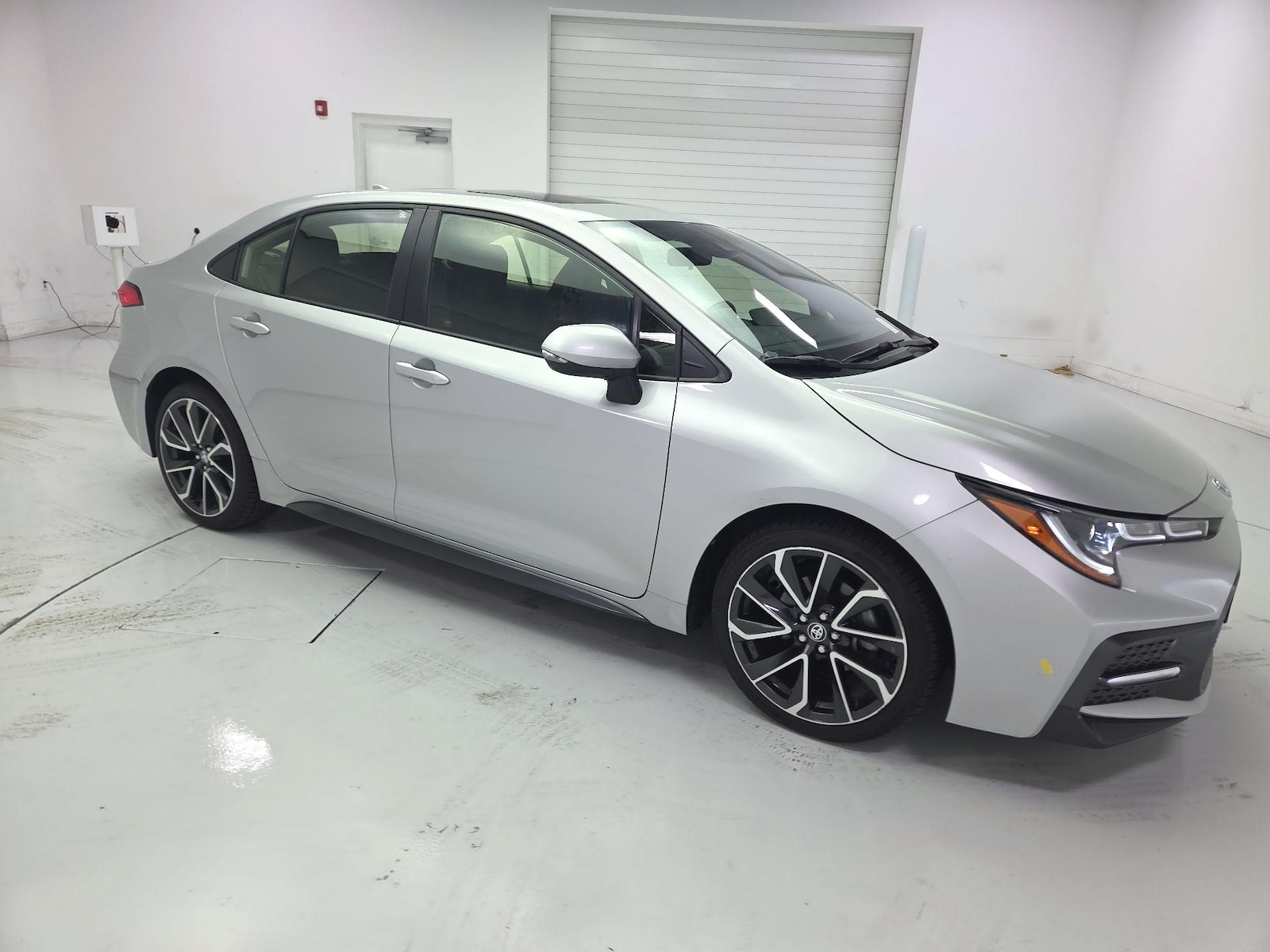 2020 Toyota Corolla SE - Photo 4