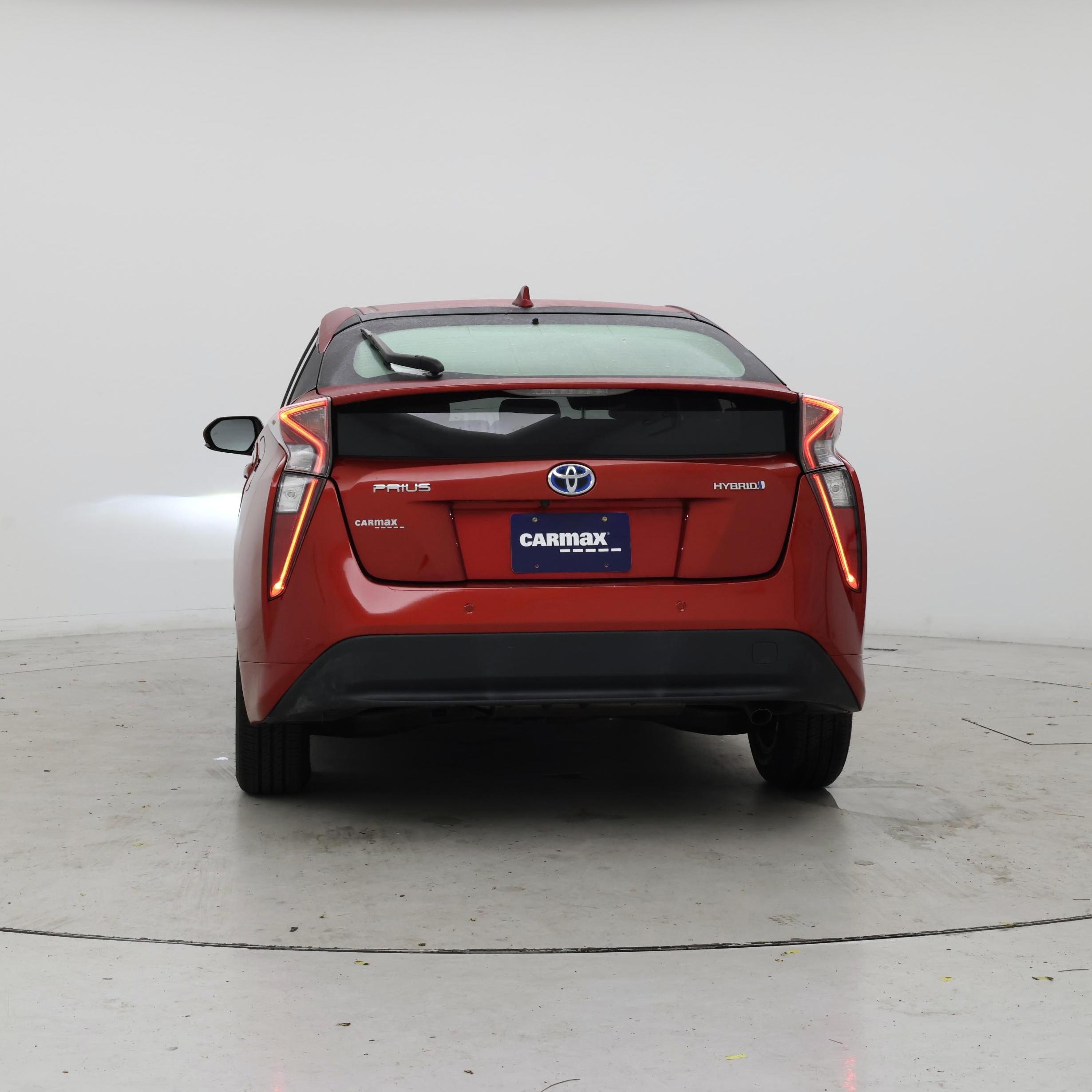 Thumbnail: 2017 Toyota Prius - 6