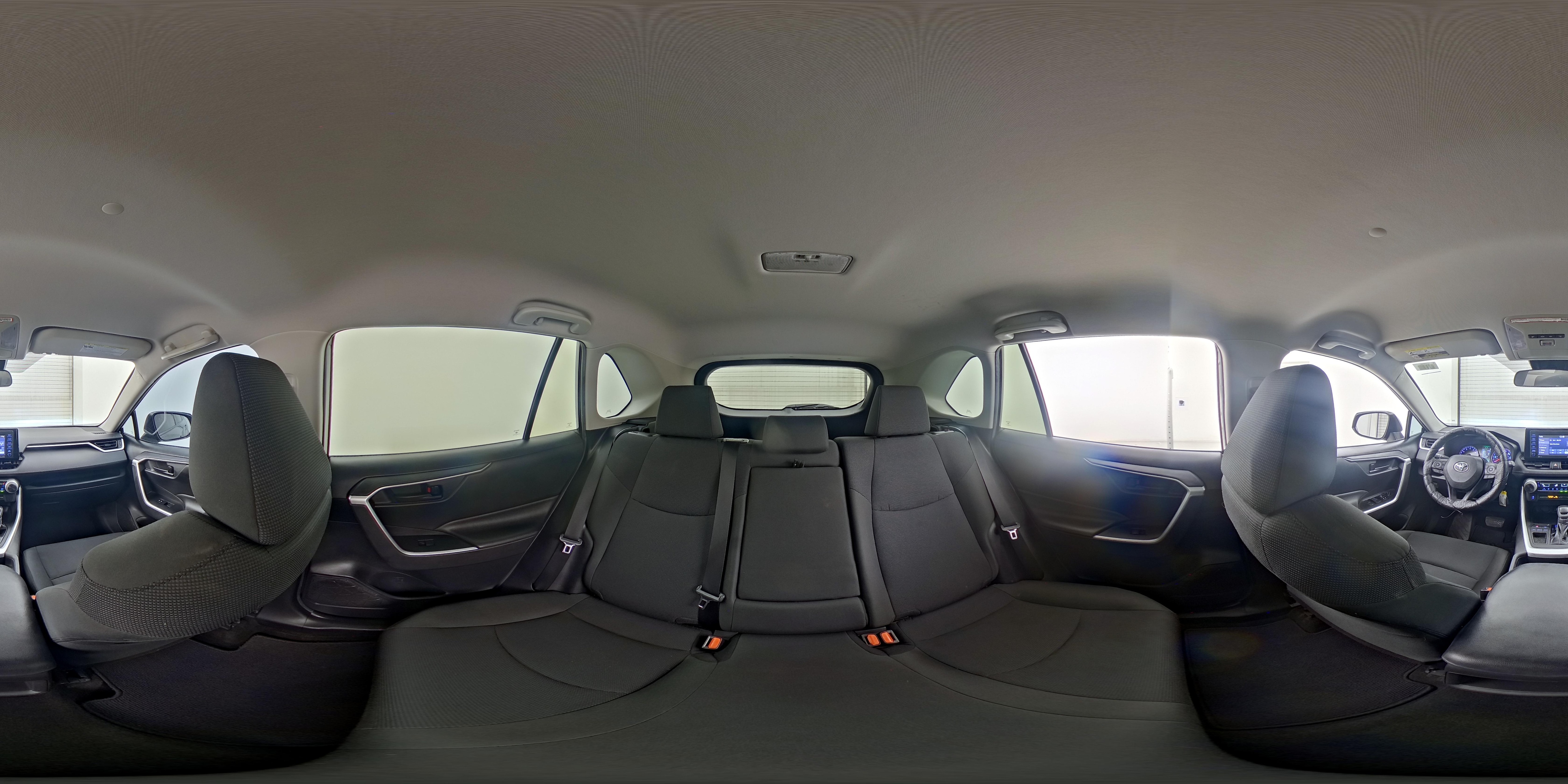 2020 Toyota RAV4 LE, photo 26