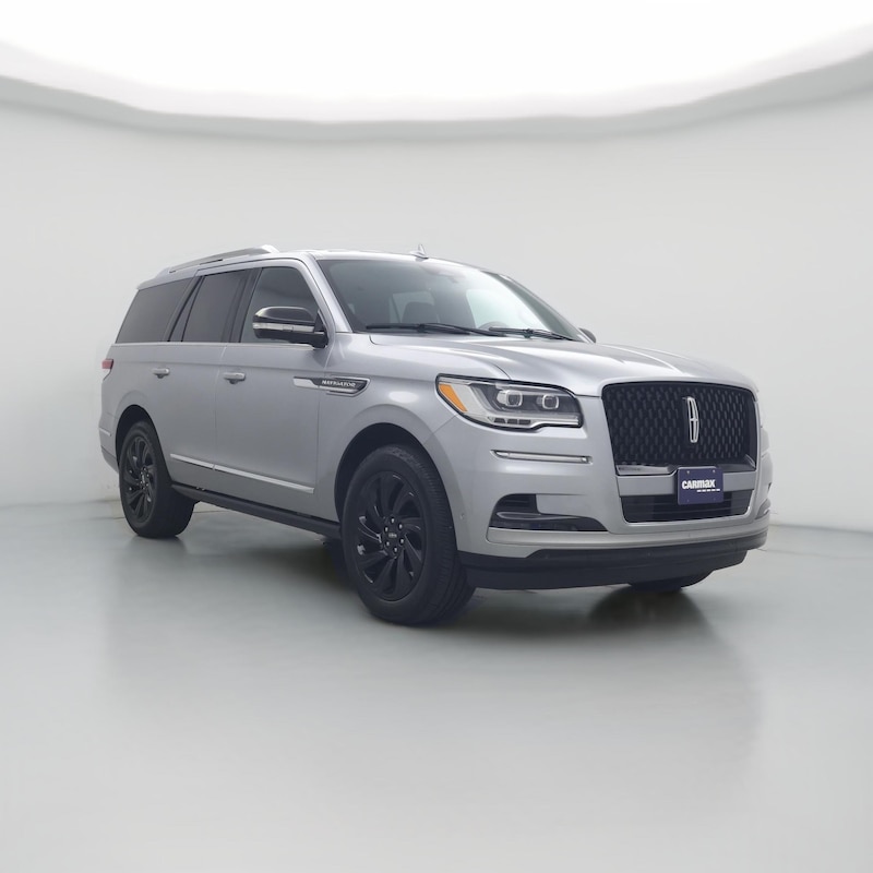 2023 Lincoln Navigator Standard