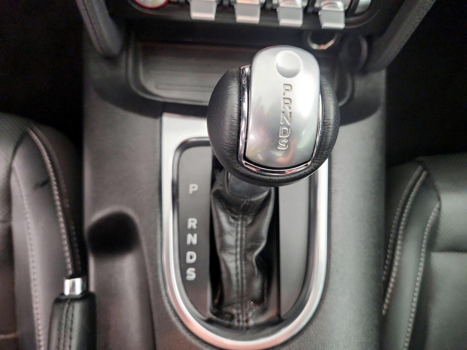 2020 Ford Mustang GT Premium - Photo 16
