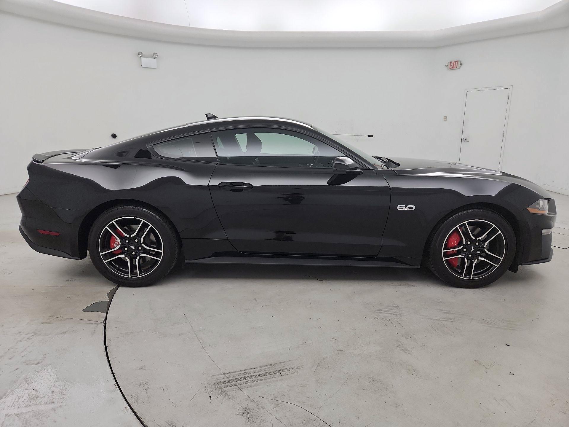 Thumbnail: 2020 Ford Mustang - 4