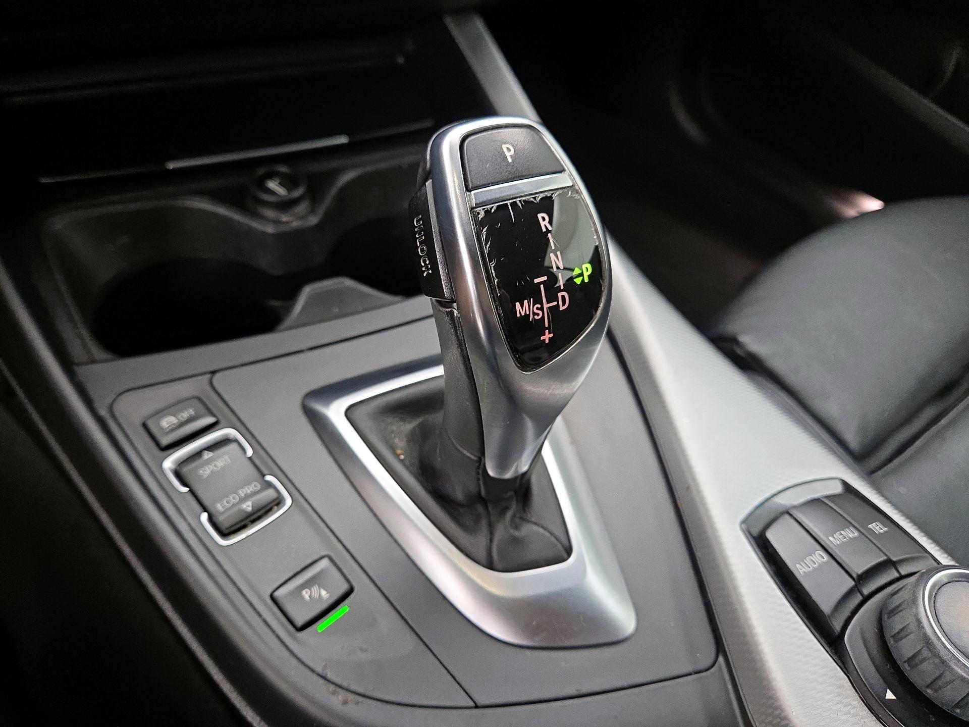 Thumbnail: 2016 BMW 2 Series - 17