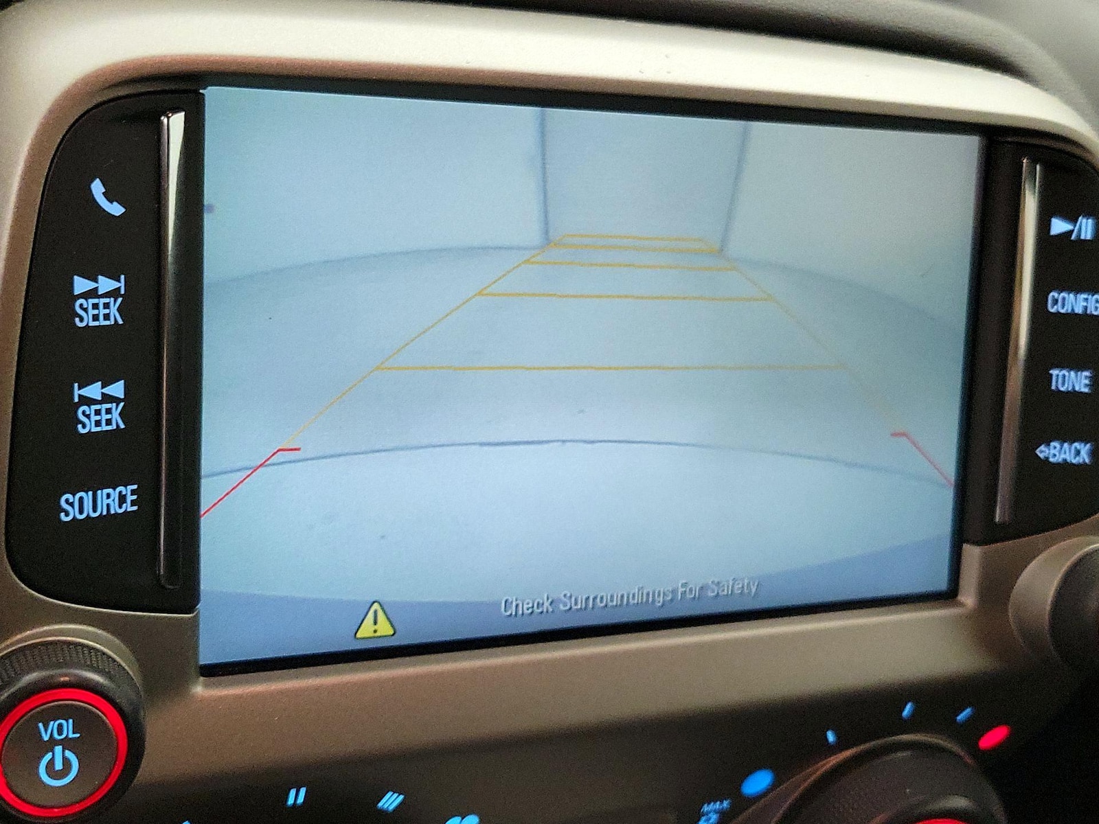 2015 Chevrolet Camaro 1LT - Photo 15