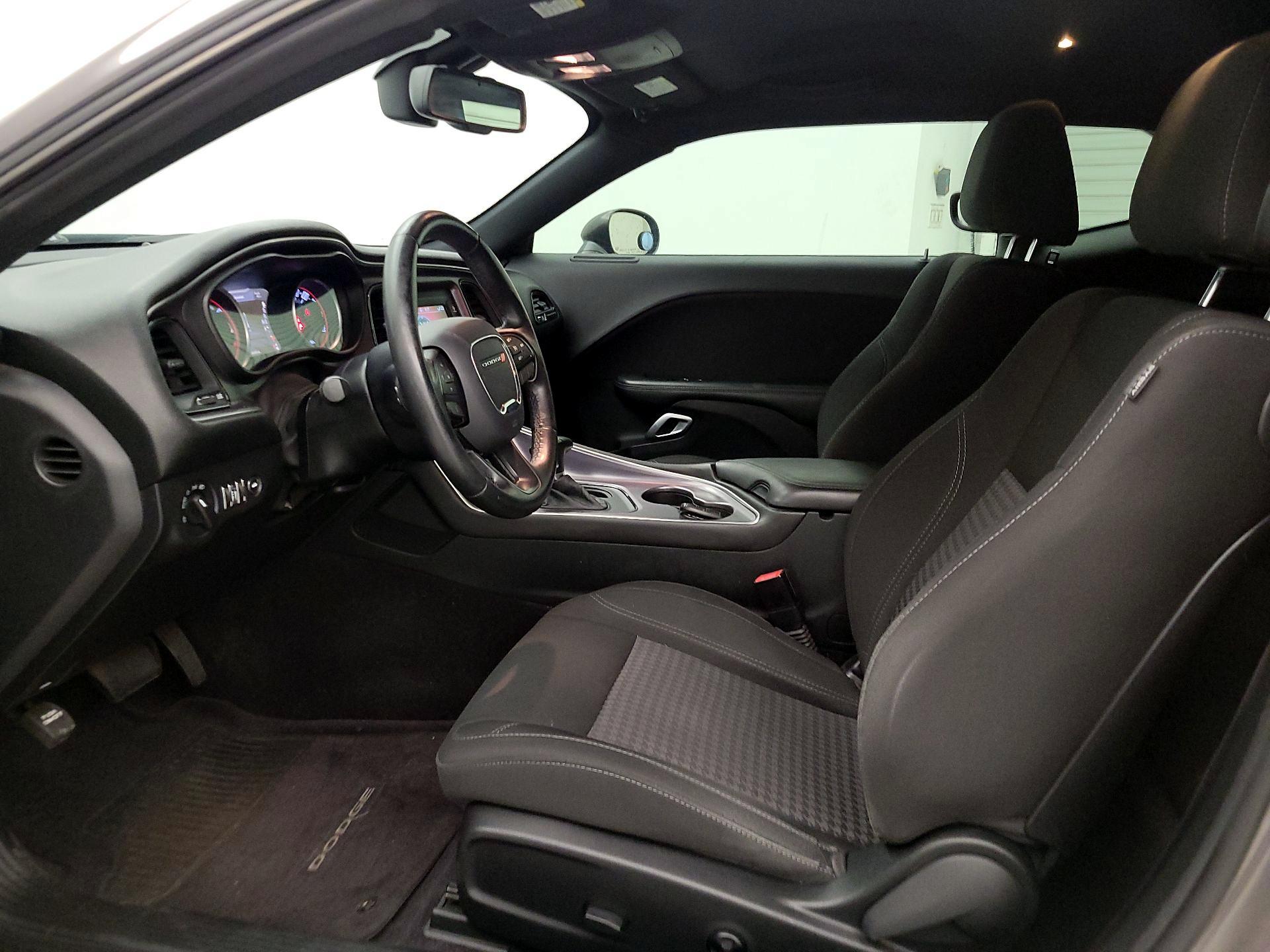 Thumbnail: 2016 Dodge Challenger - 11