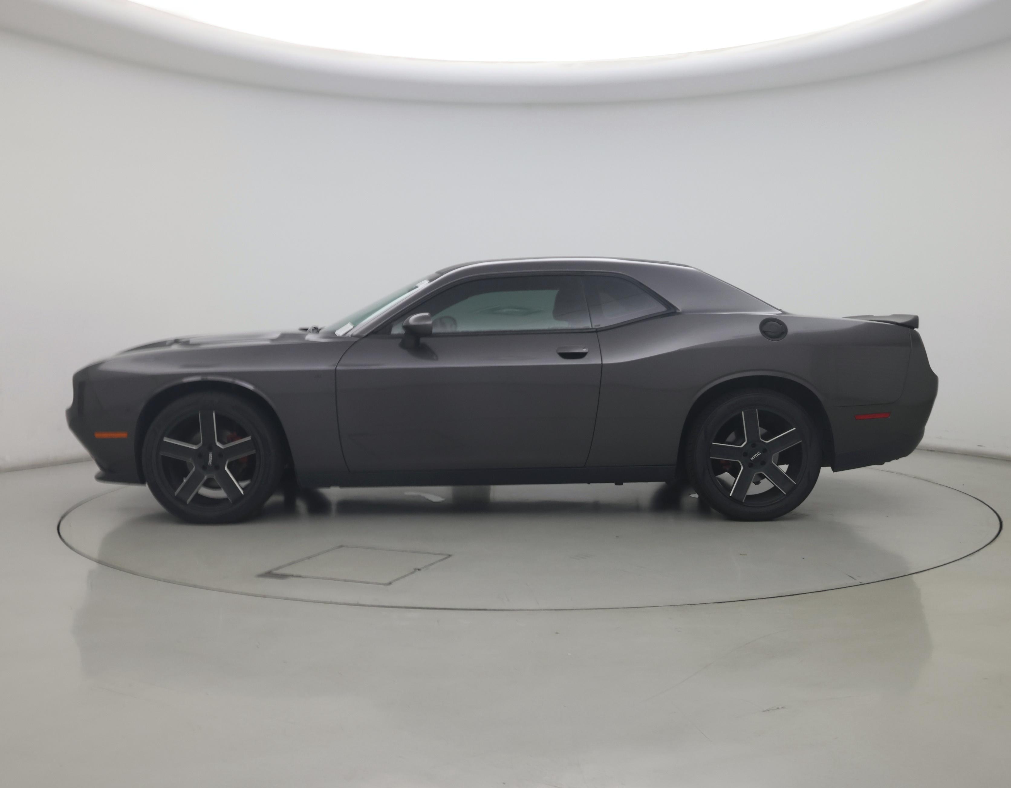 Thumbnail: 2016 Dodge Challenger - 3