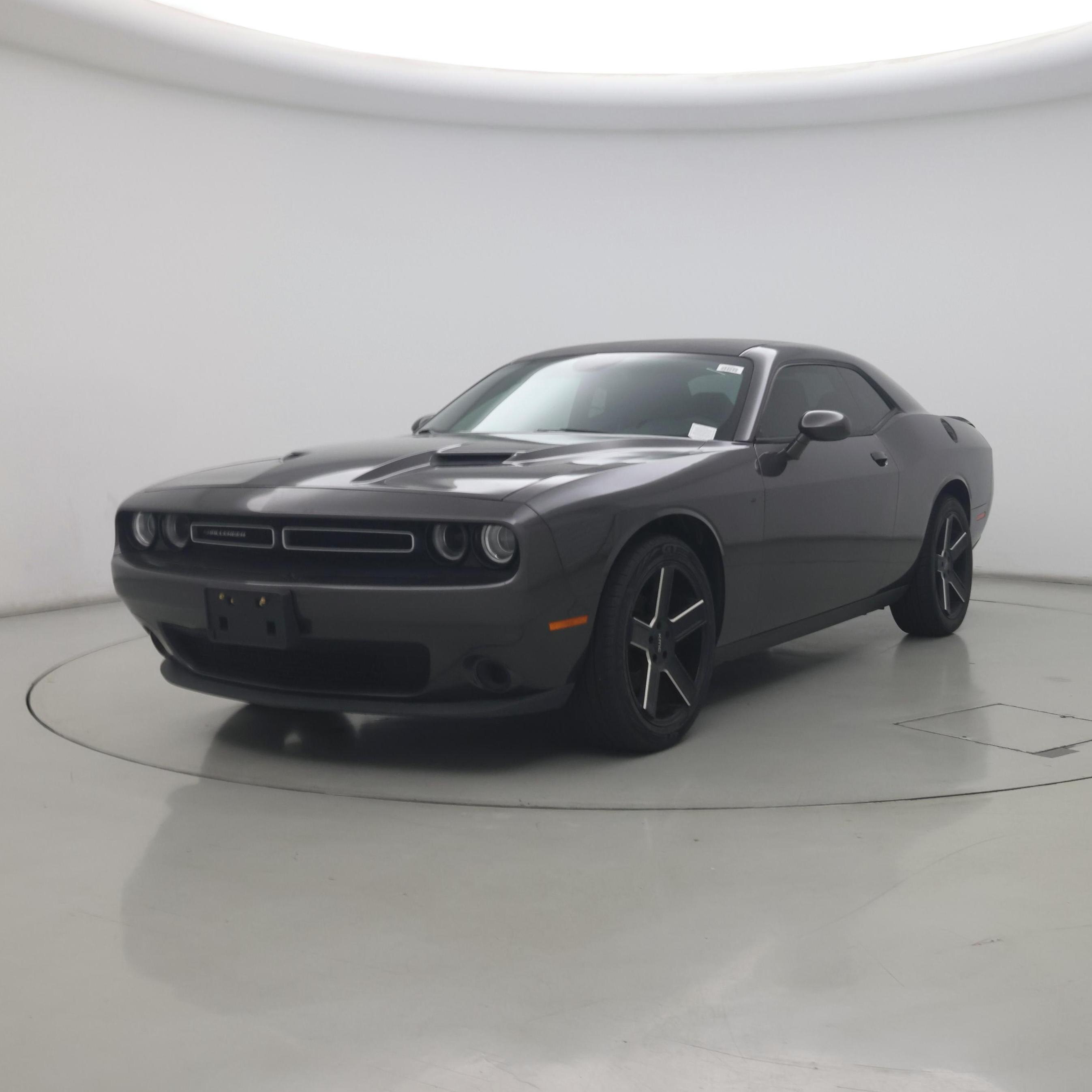 Thumbnail: 2016 Dodge Challenger - 4