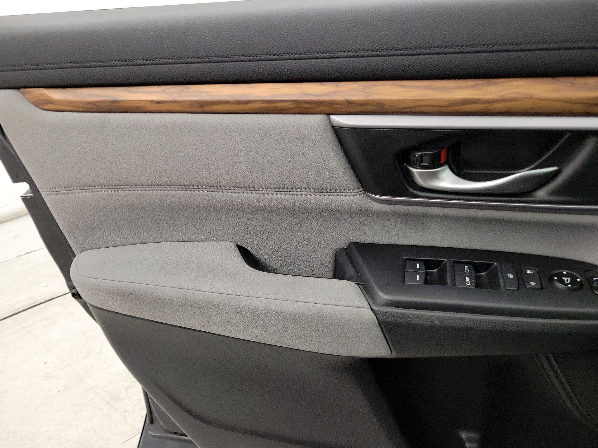 Thumbnail: 2017 Honda CR-V - 12