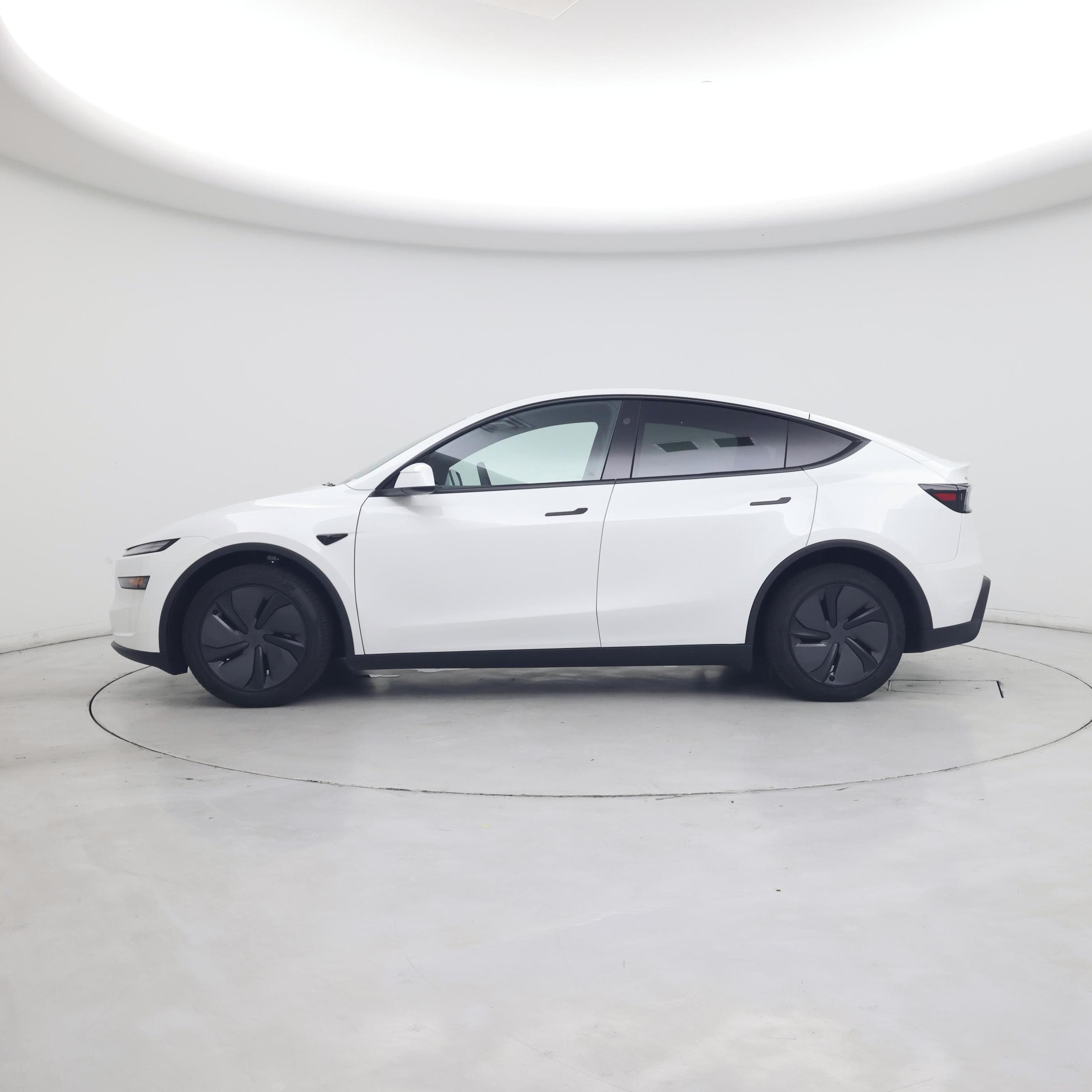 Thumbnail: 2026 Tesla Model Y - 3