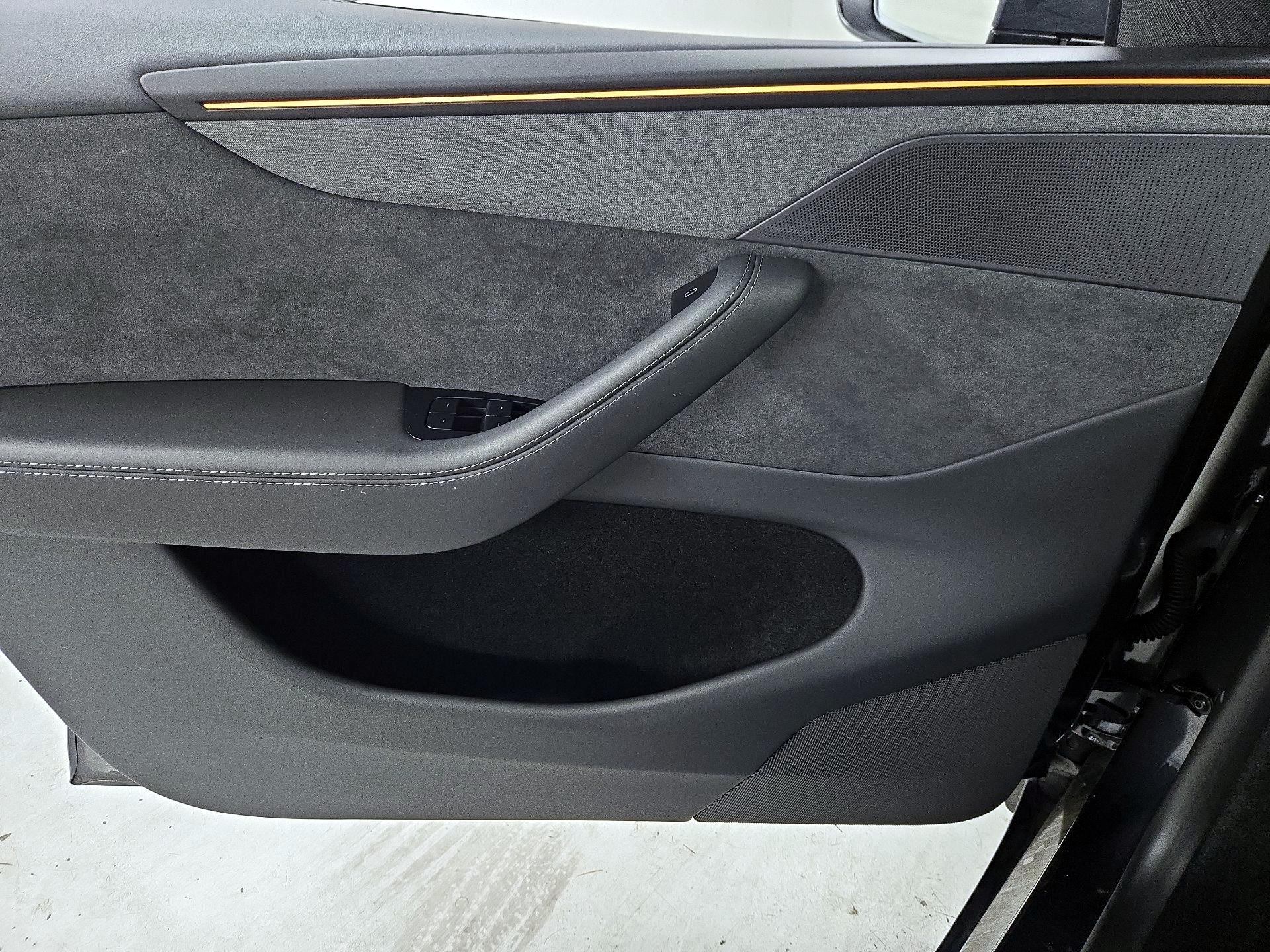 Thumbnail: 2026 Tesla Model Y - 12