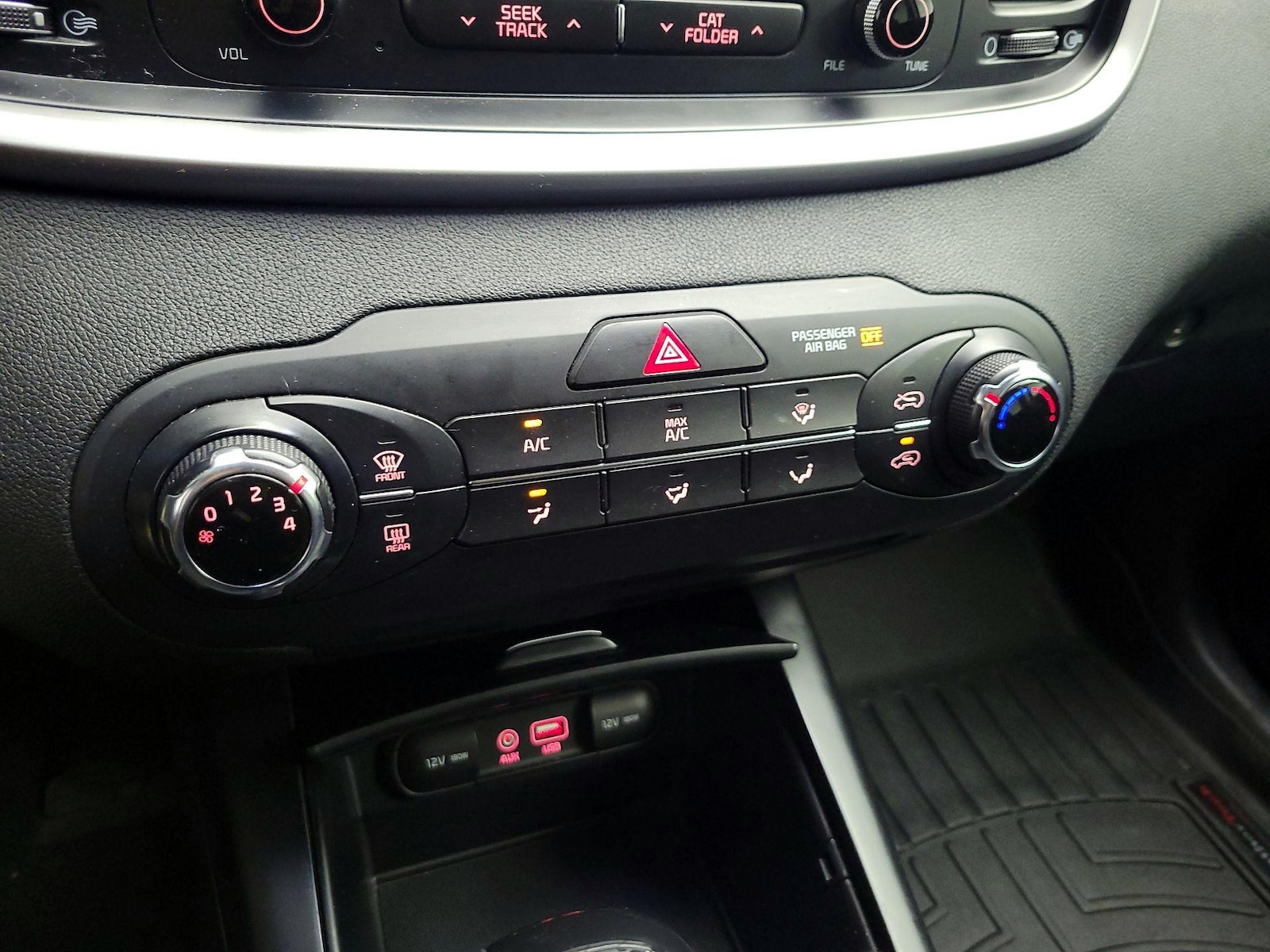 2016 Kia Sorento LX - Photo 16
