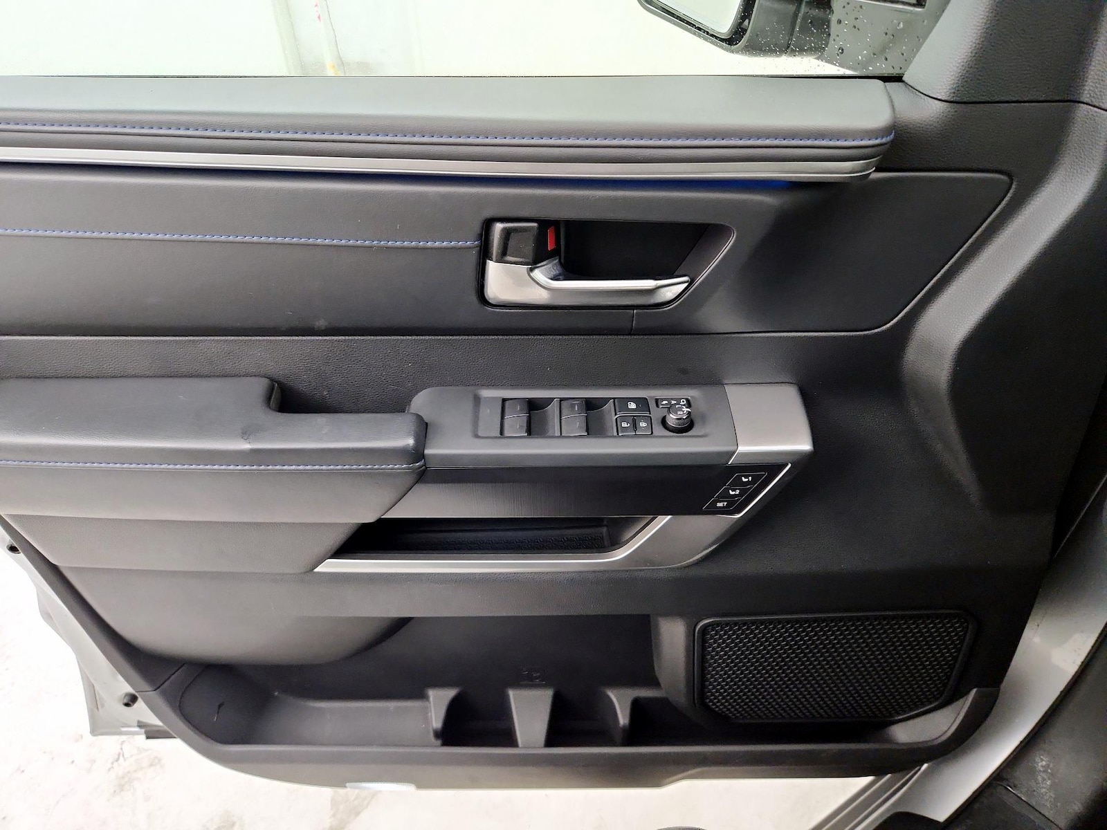 2022 Toyota Tundra Platinum - Photo 13