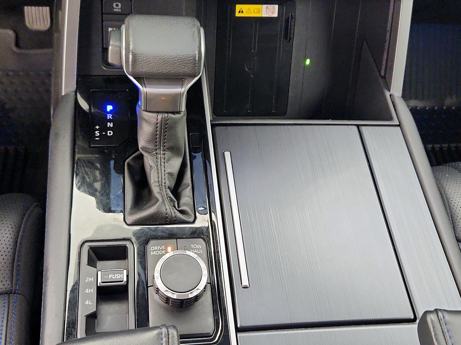 2022 Toyota Tundra Platinum - Photo 18