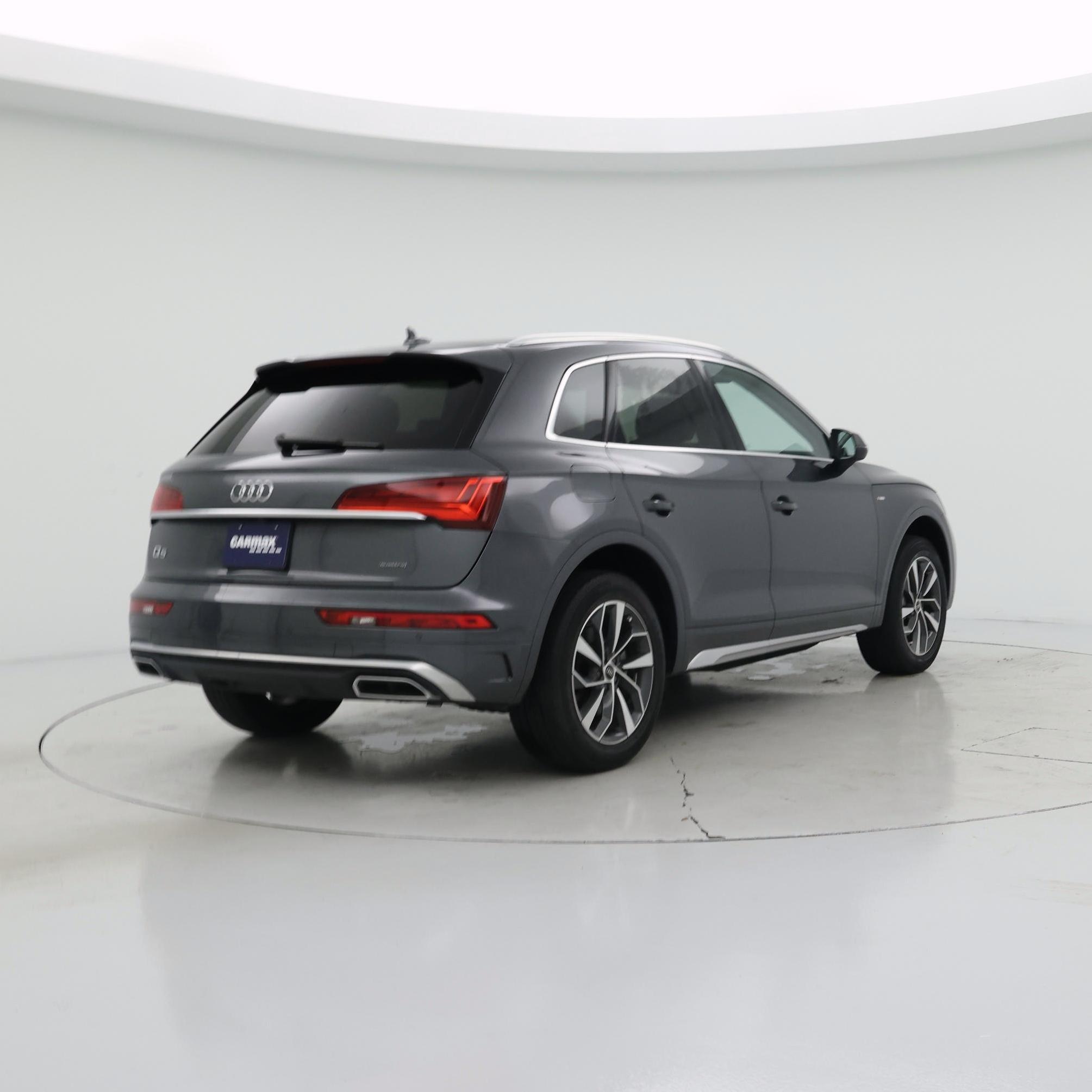 Thumbnail: 2023 Audi Q5 - 8