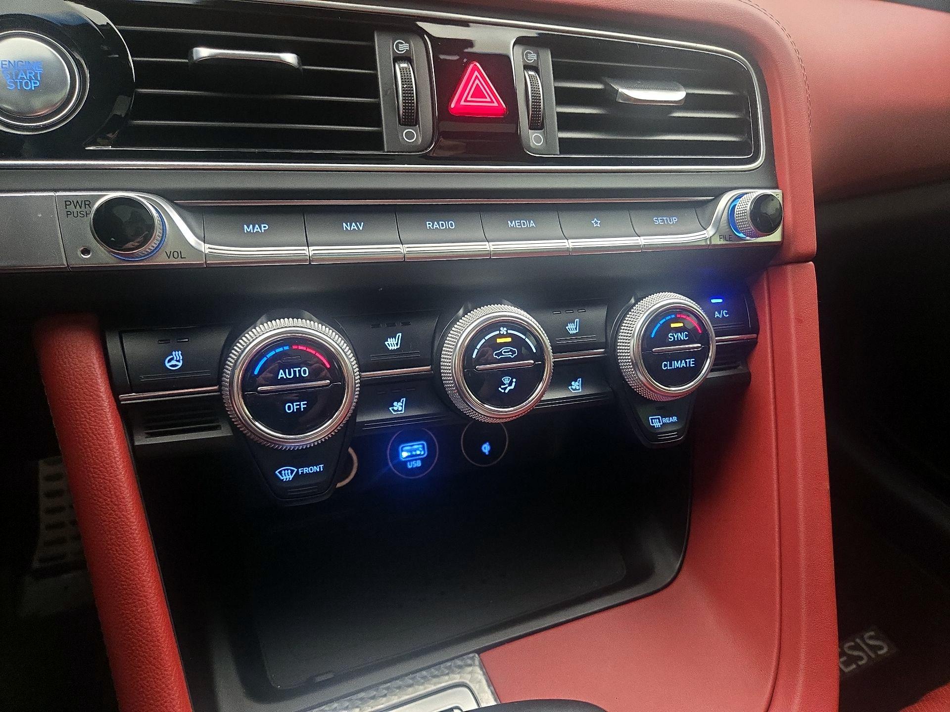 Thumbnail: 2023 Genesis G70 - 17