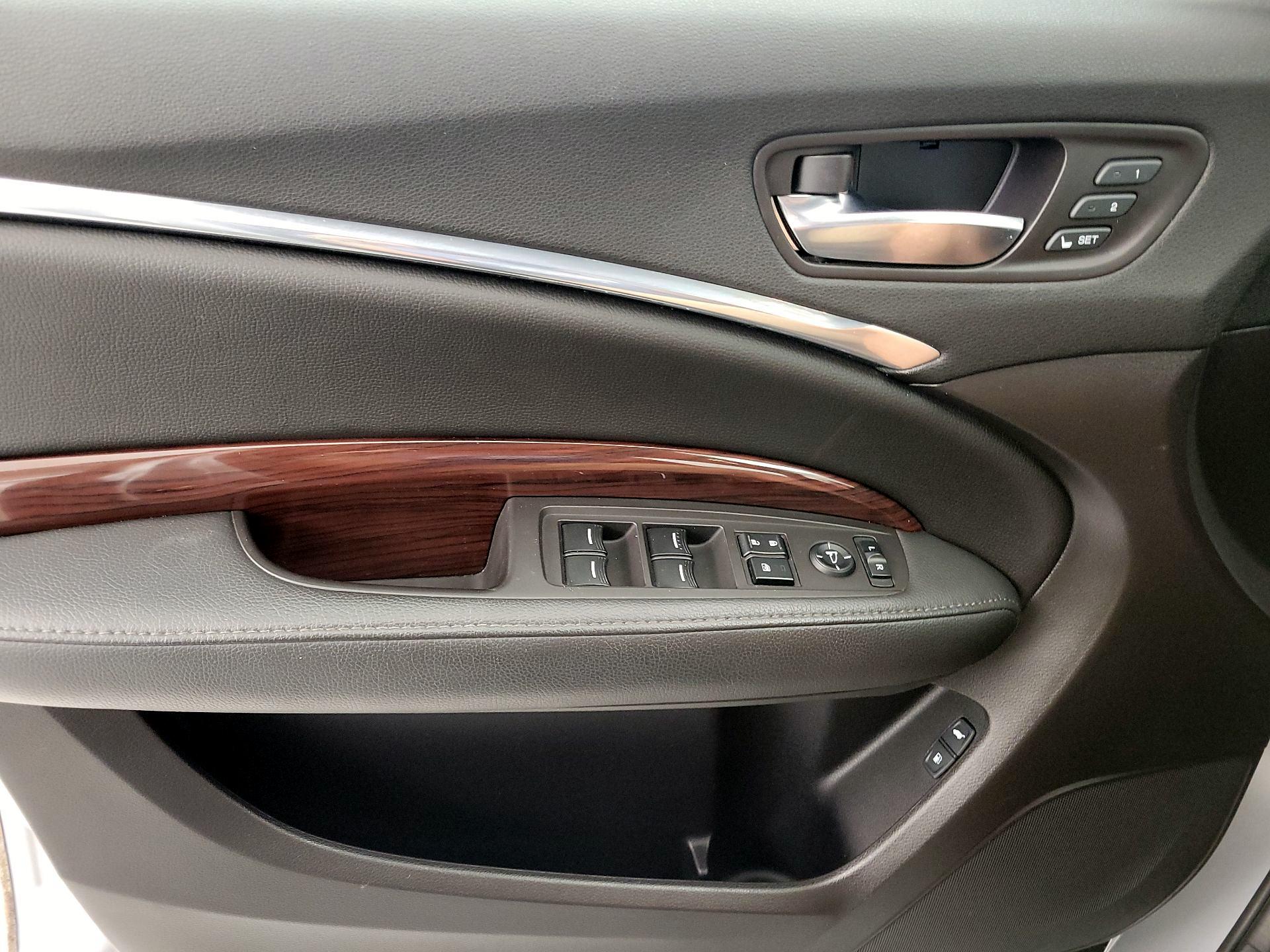 Thumbnail: 2015 Acura MDX - 12