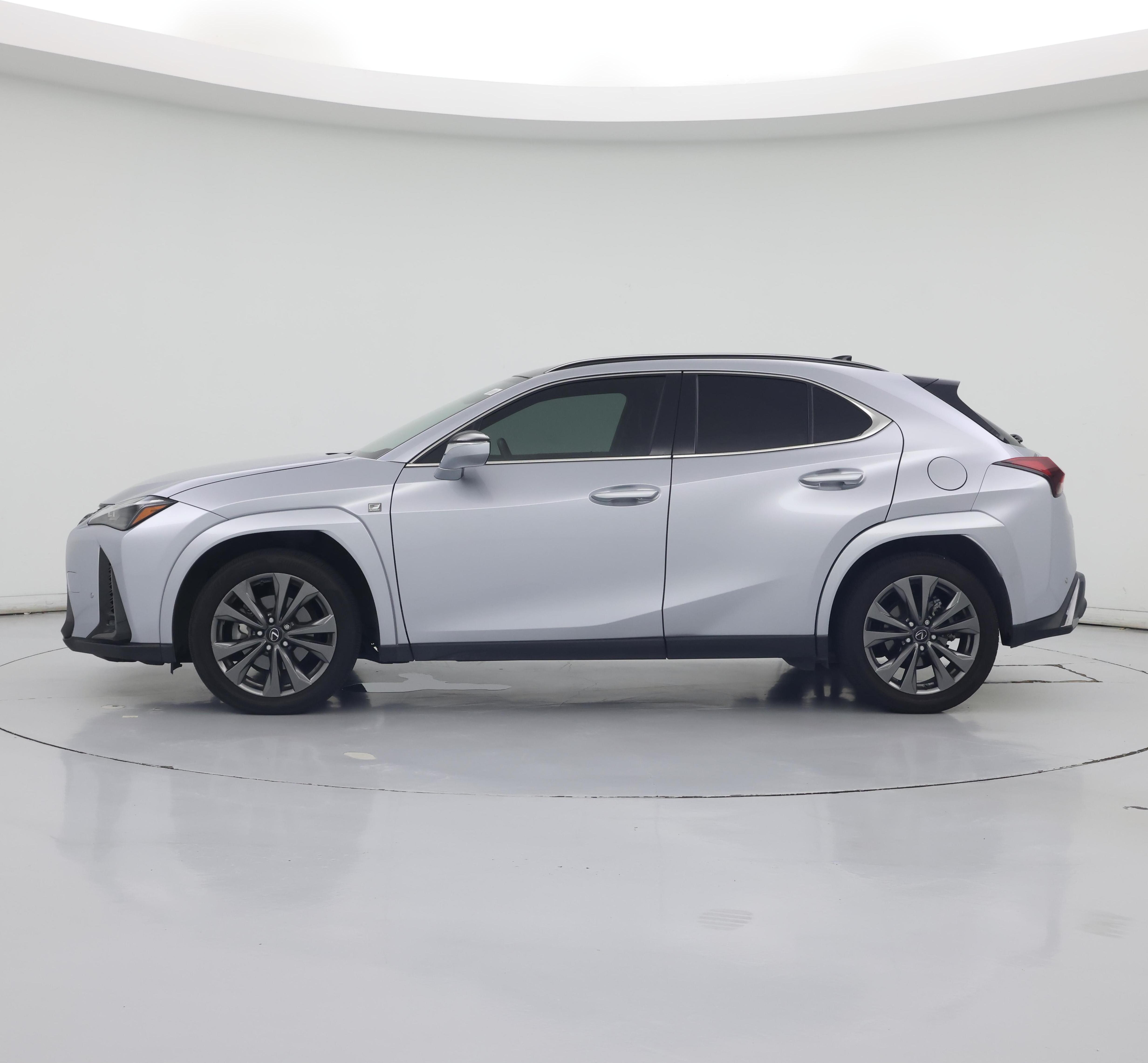Thumbnail: 2023 Lexus UX - 3