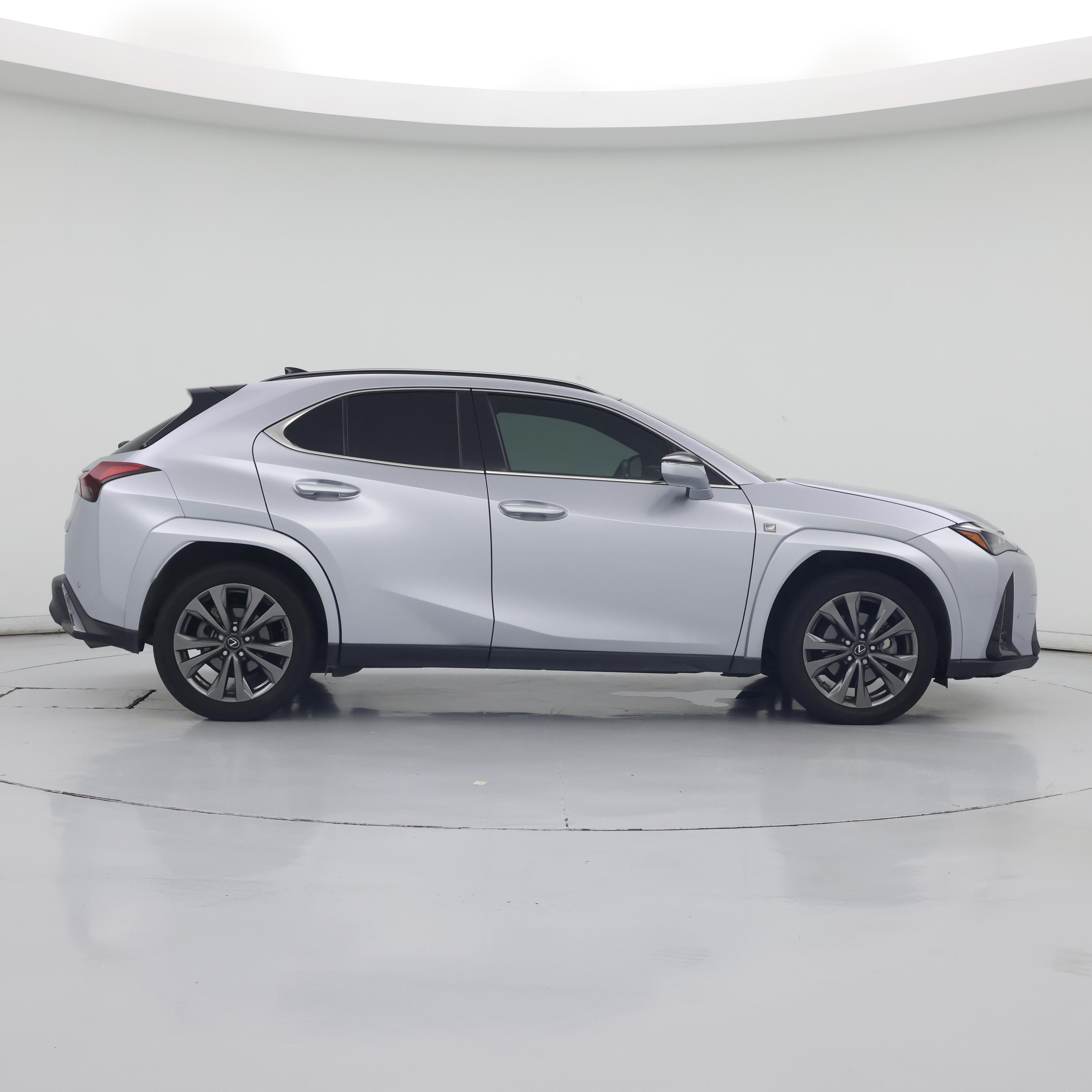 Thumbnail: 2023 Lexus UX - 7