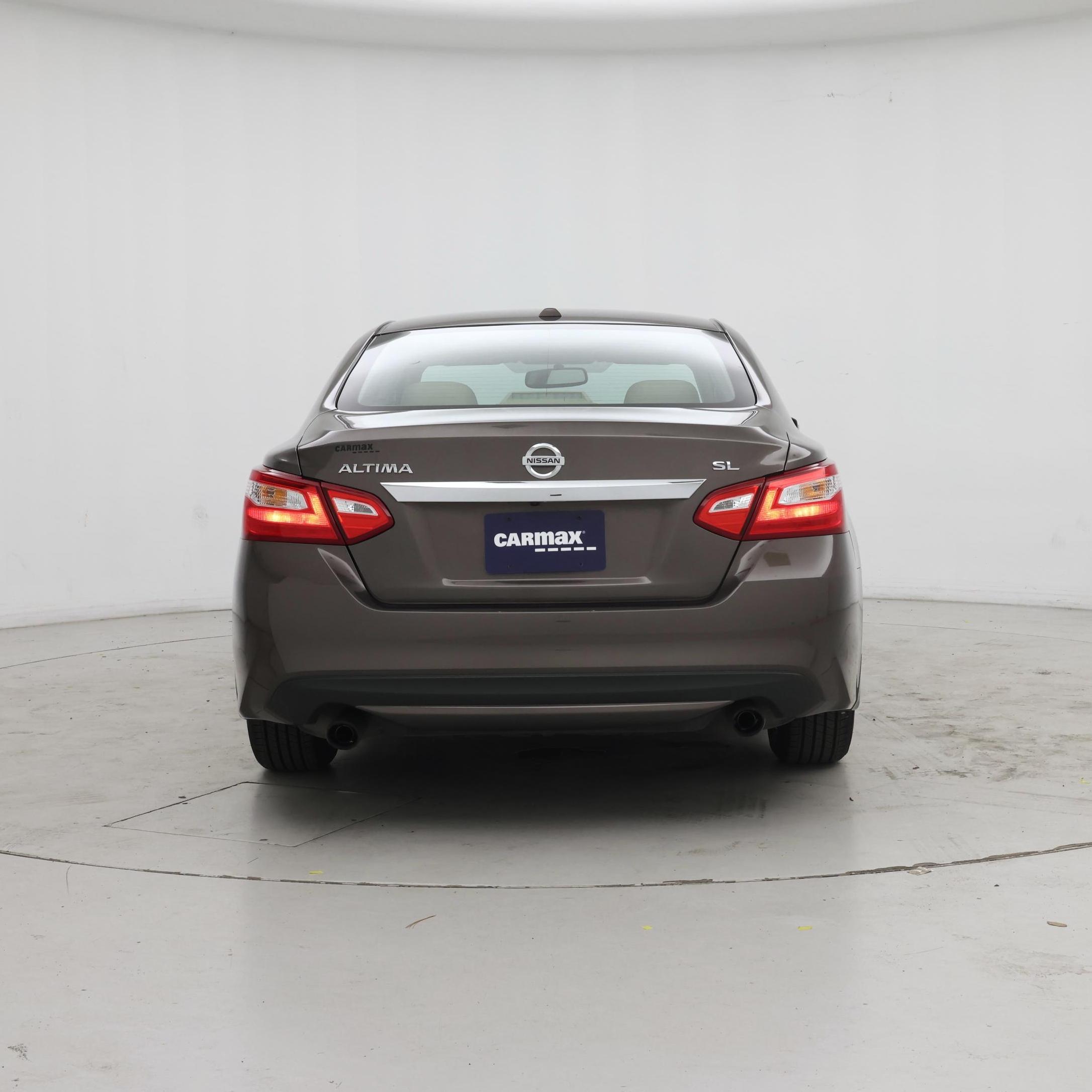 Thumbnail: 2016 Nissan Altima - 6