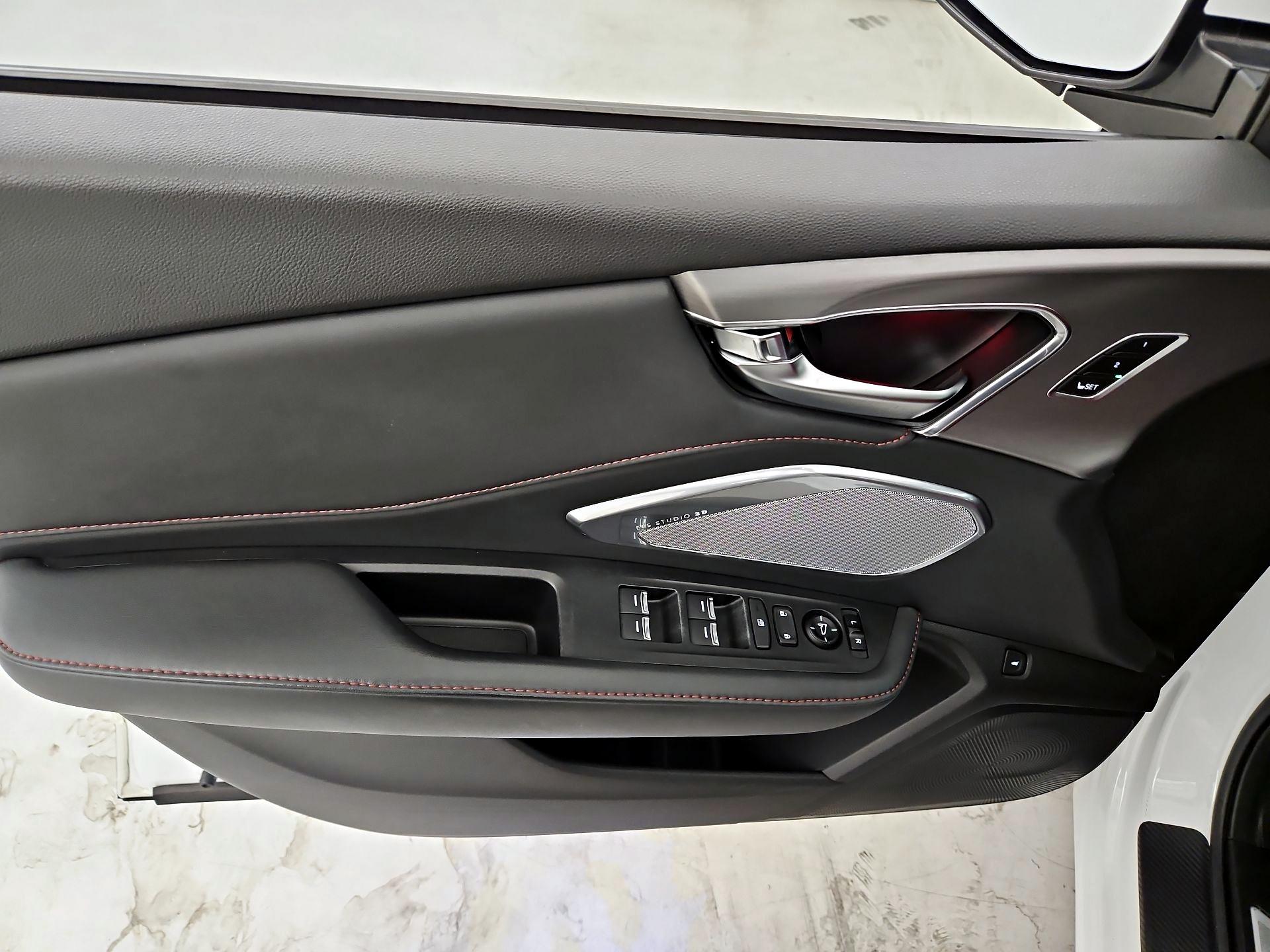 Thumbnail: 2021 Acura RDX - 12