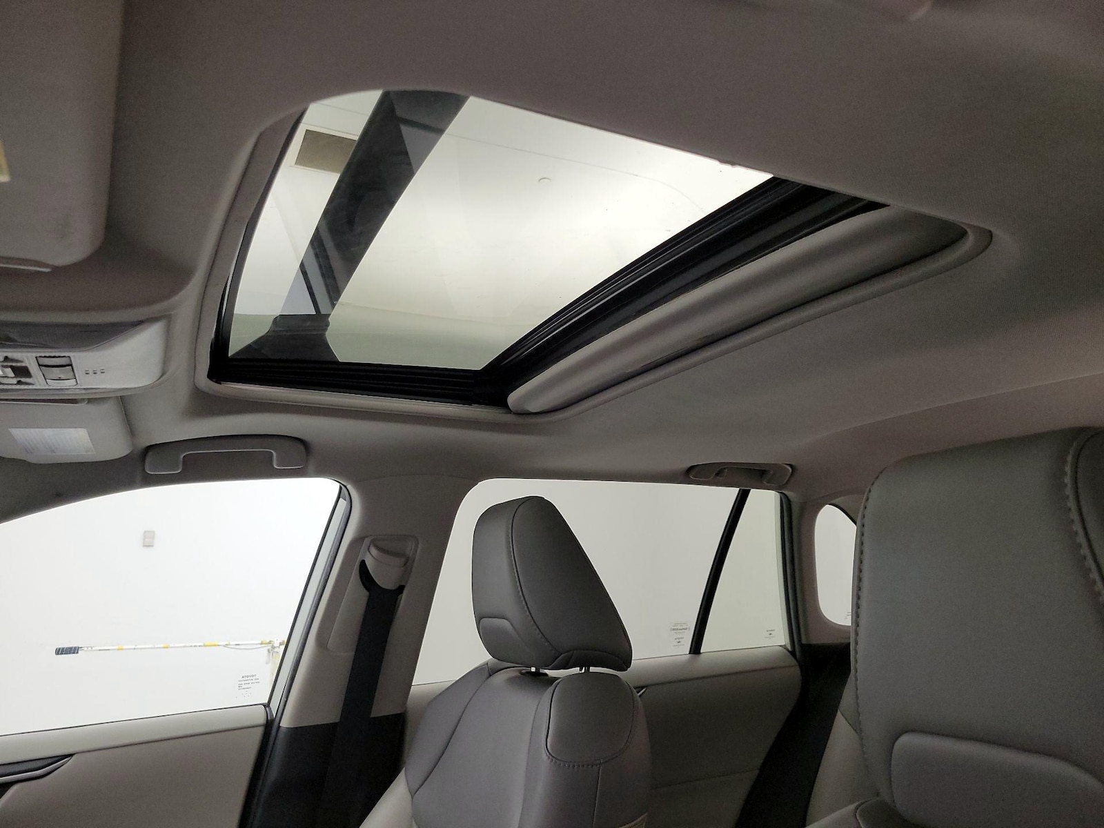 2022 Toyota RAV4 XLE Premium - Photo 20