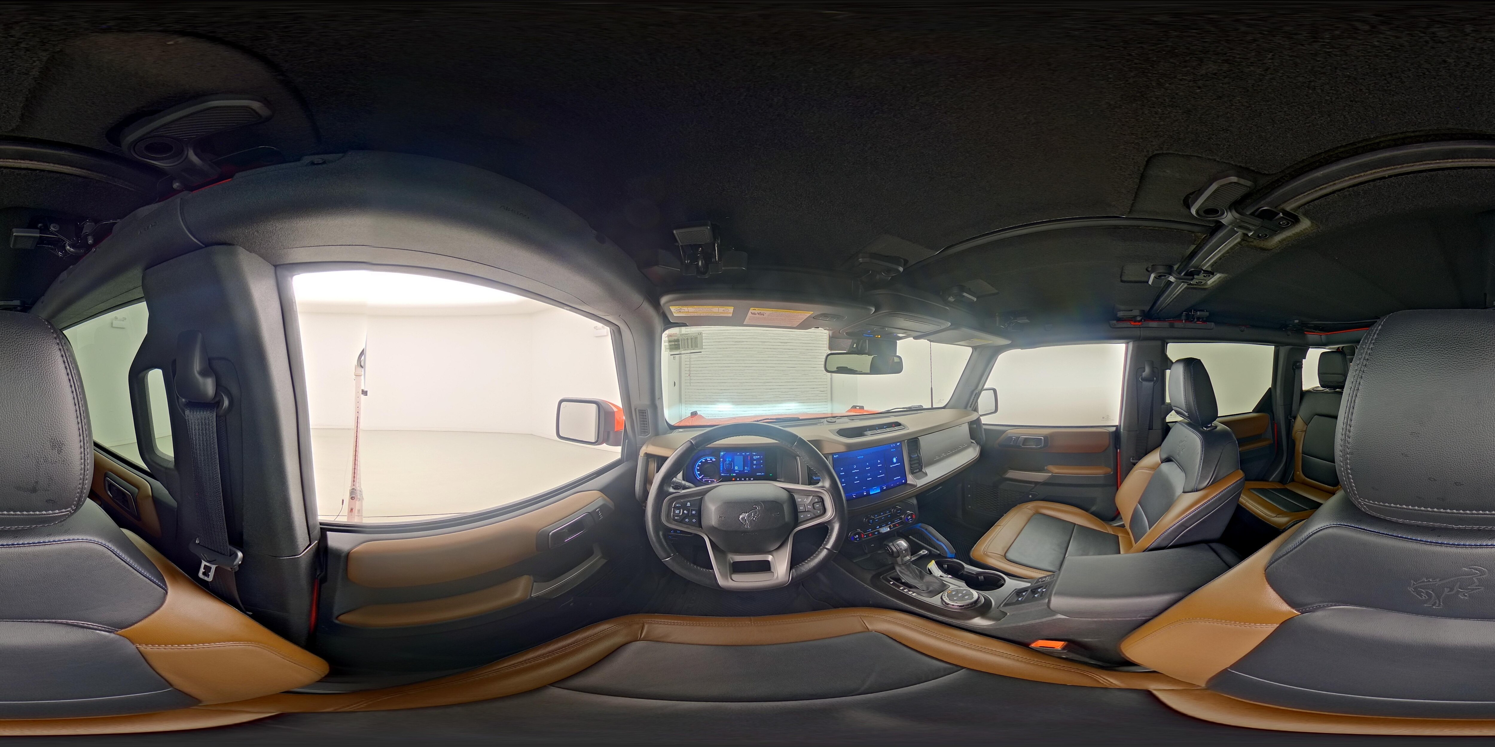 2023 Ford Bronco 4-Door Outer Banks - Photo 26