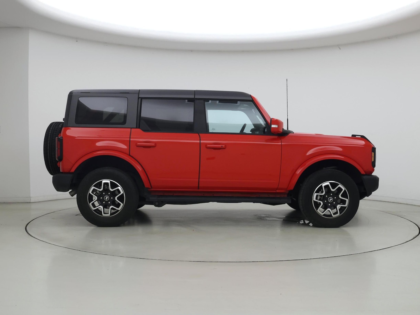2023 Ford Bronco 4-Door Outer Banks - Photo 8