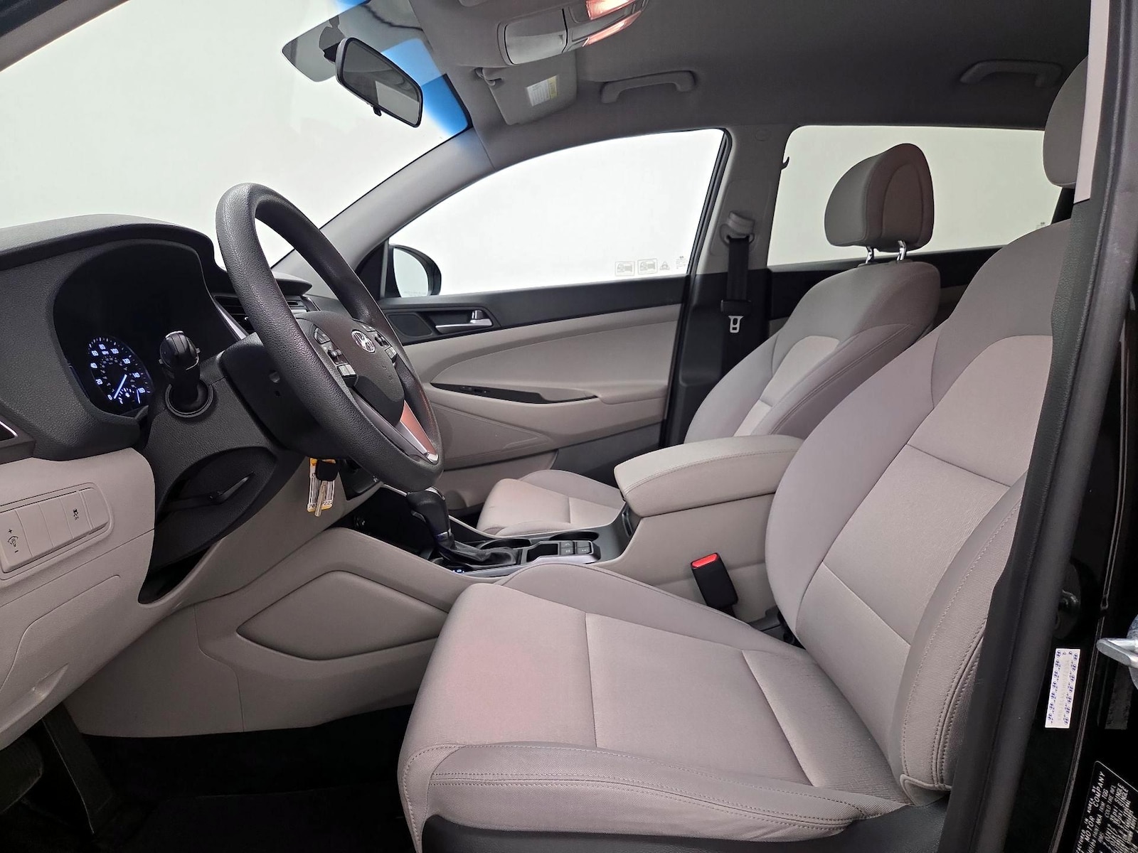 Power Seat(s) & Side Airbags