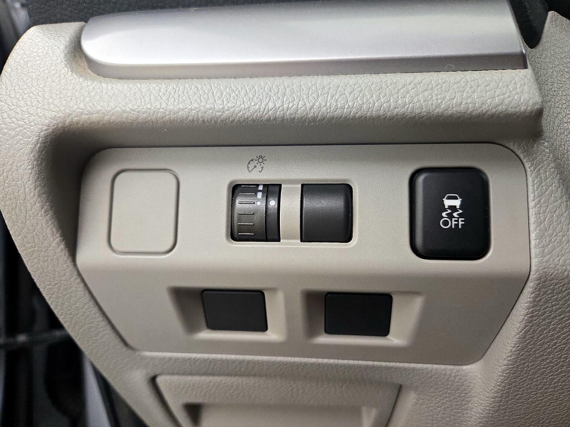 Thumbnail: 2015 Subaru Forester - 13