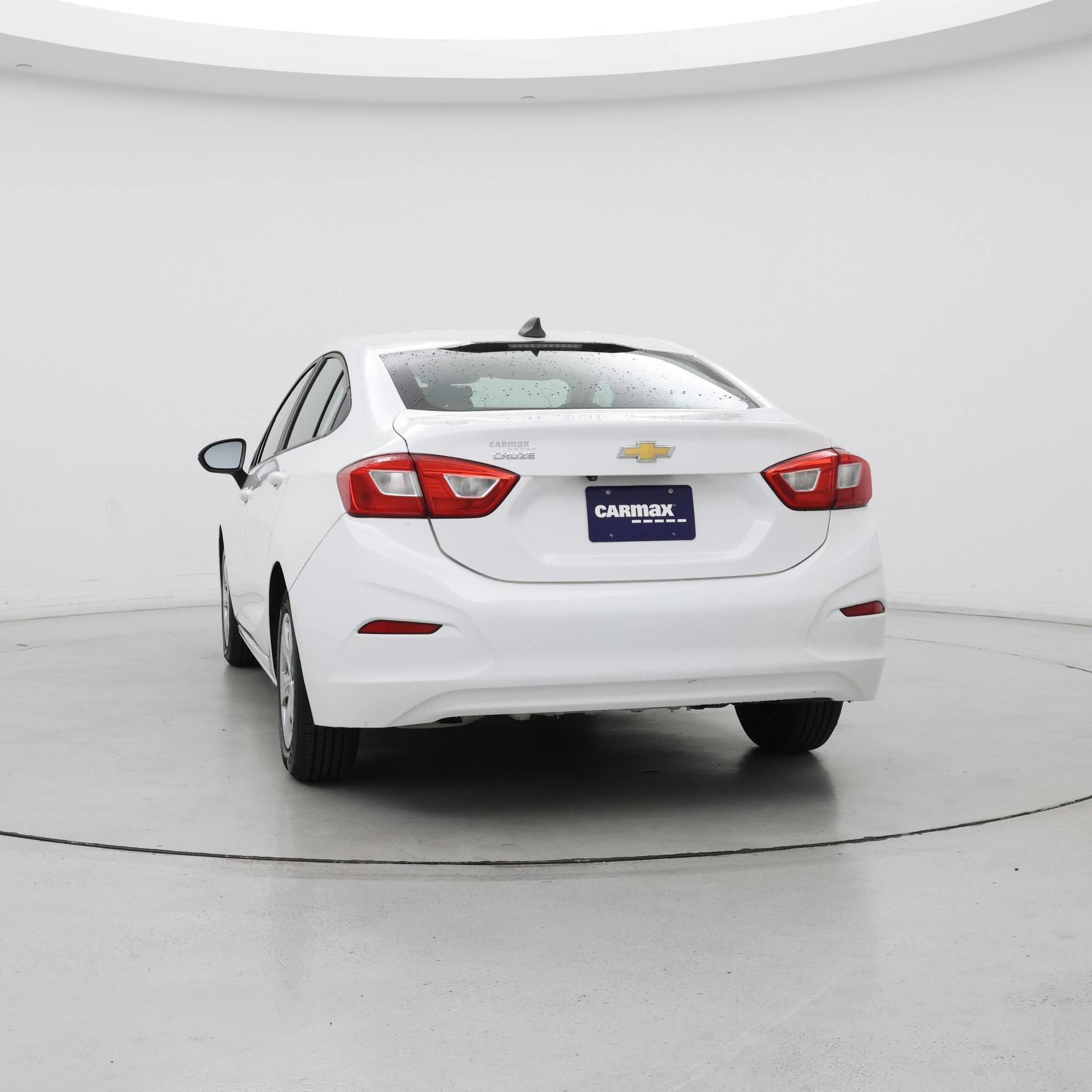 Thumbnail: 2017 Chevrolet Cruze - 6