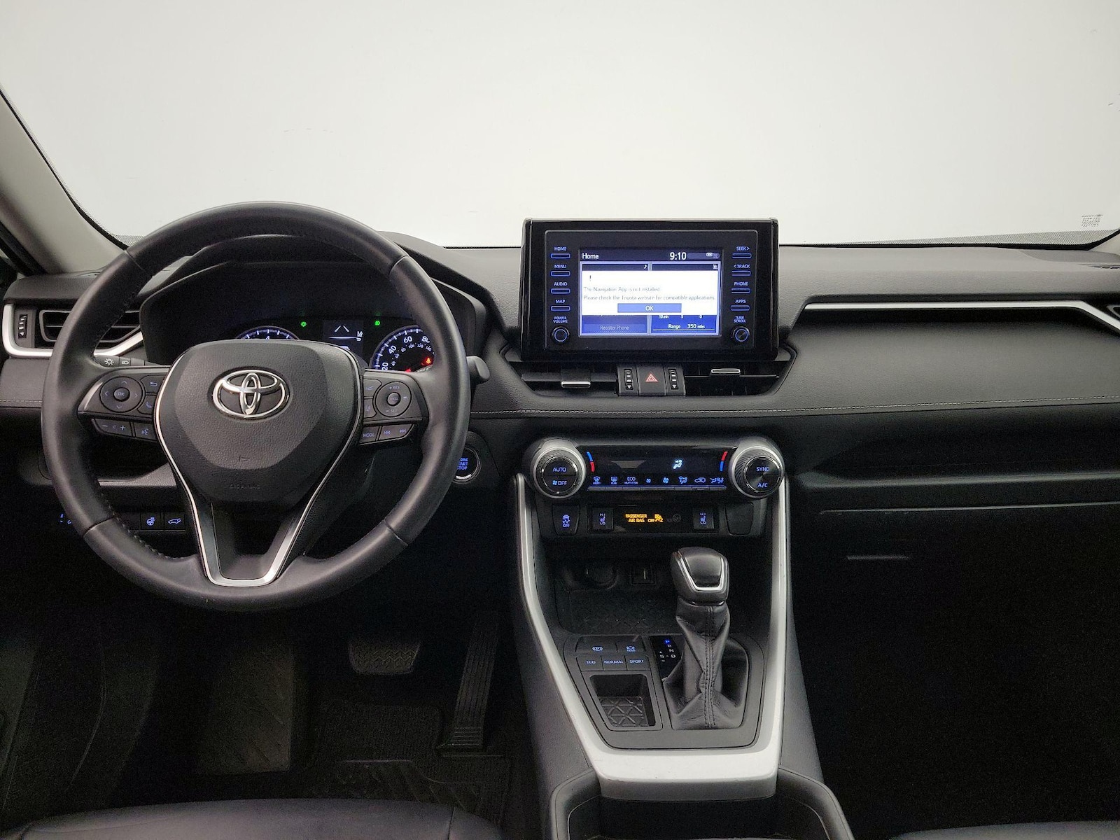 2019 Toyota RAV4 XLE Premium - Photo 10