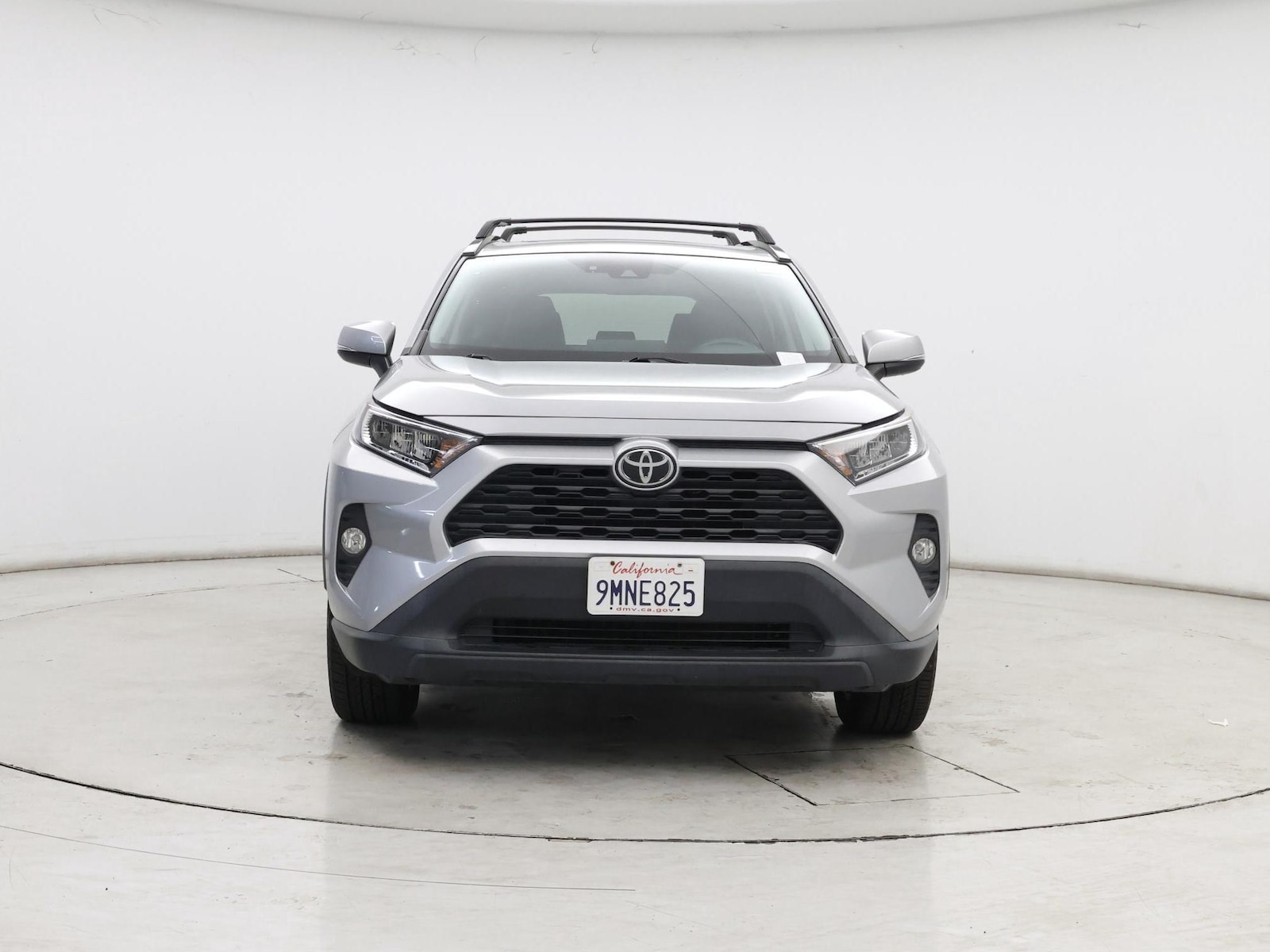 2019 Toyota RAV4 XLE Premium - Photo 6