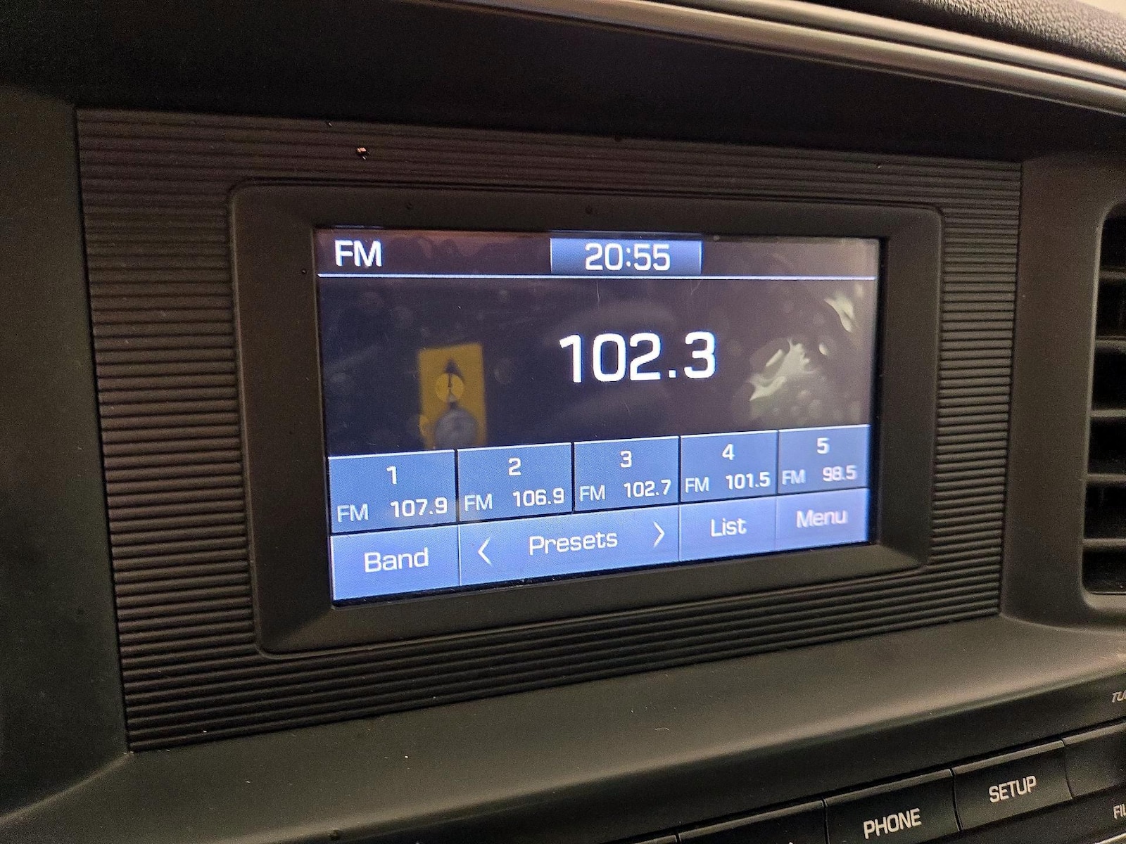 2019 Hyundai Elantra SE - Photo 16