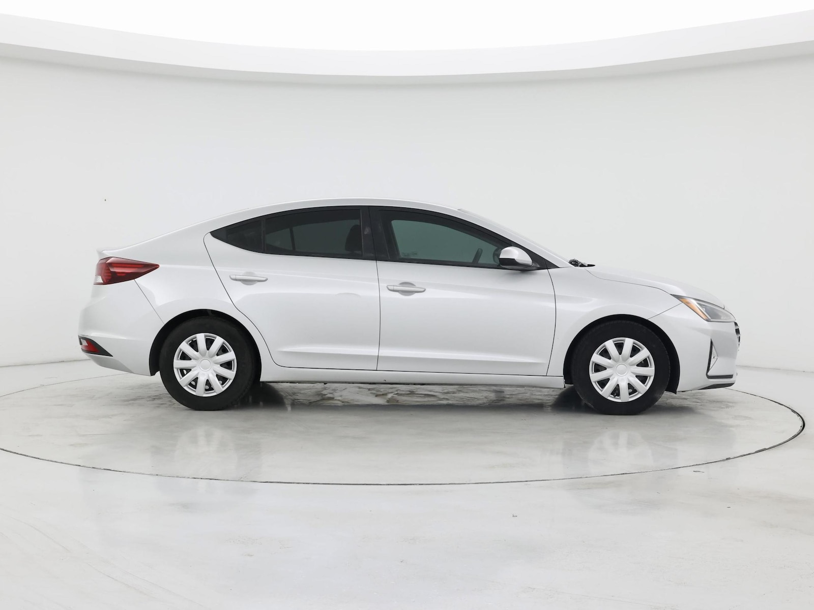 2019 Hyundai Elantra SE - Photo 8