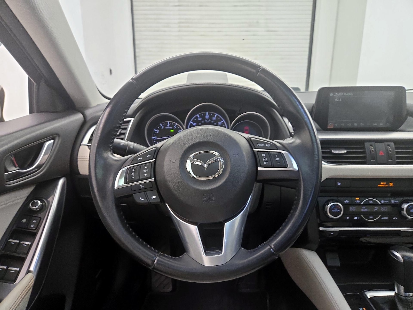 2016 Mazda MAZDA6 i Grand Touring - Photo 11