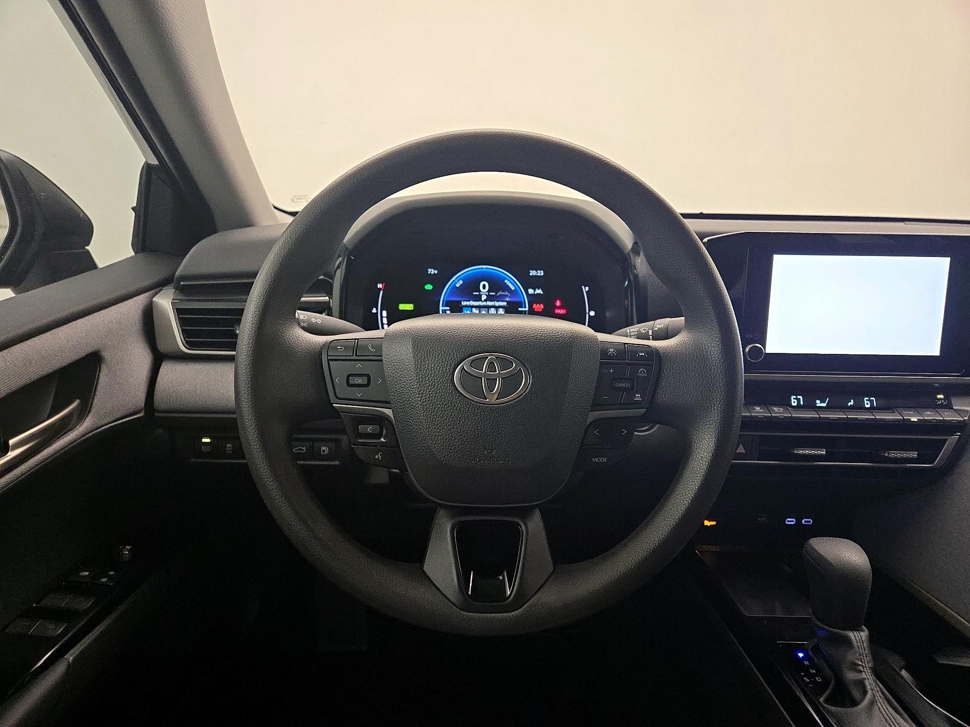 Thumbnail: 2025 Toyota Camry - 10