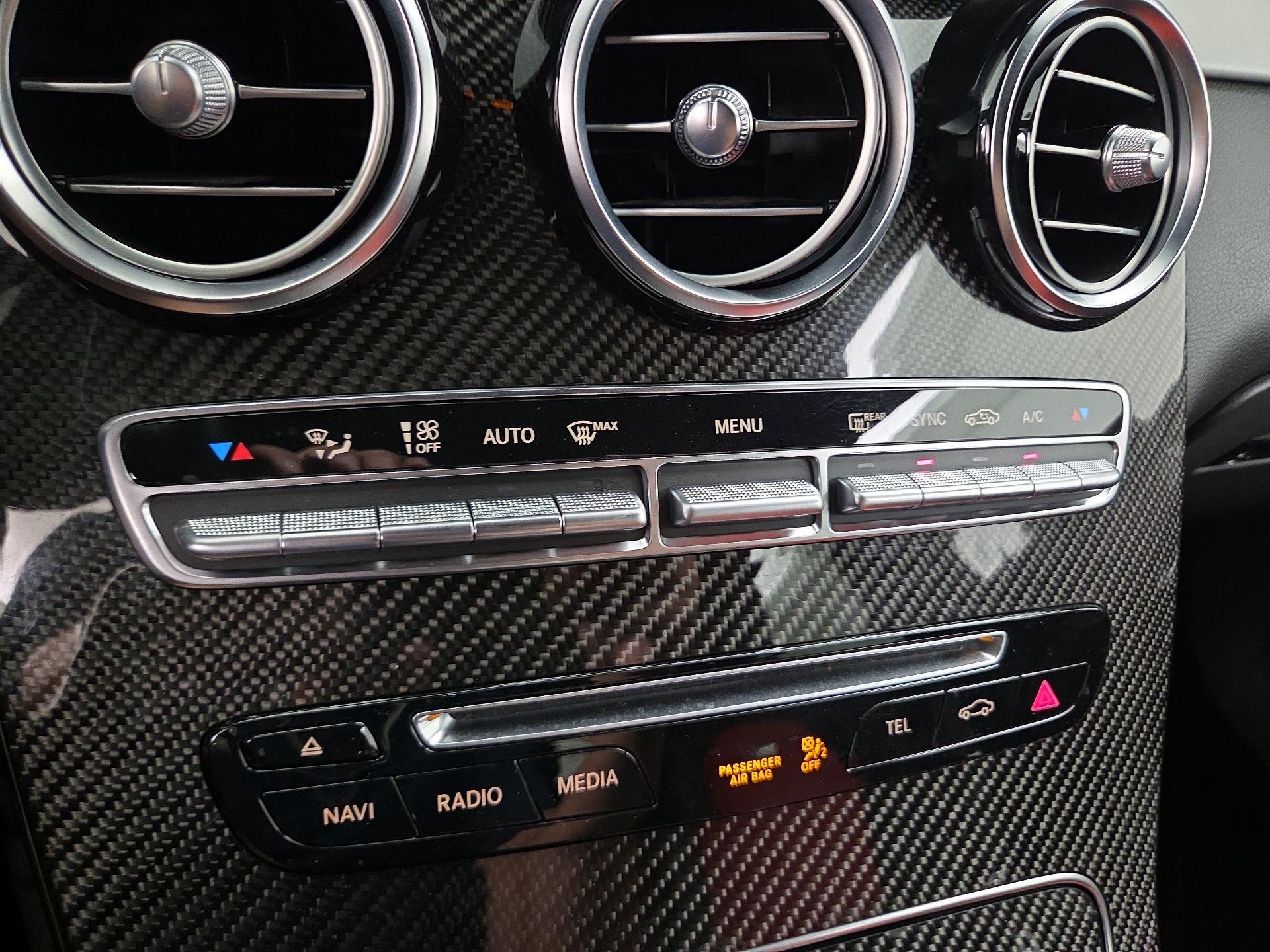 Thumbnail: 2019 Mercedes-Benz GL-Class - 17