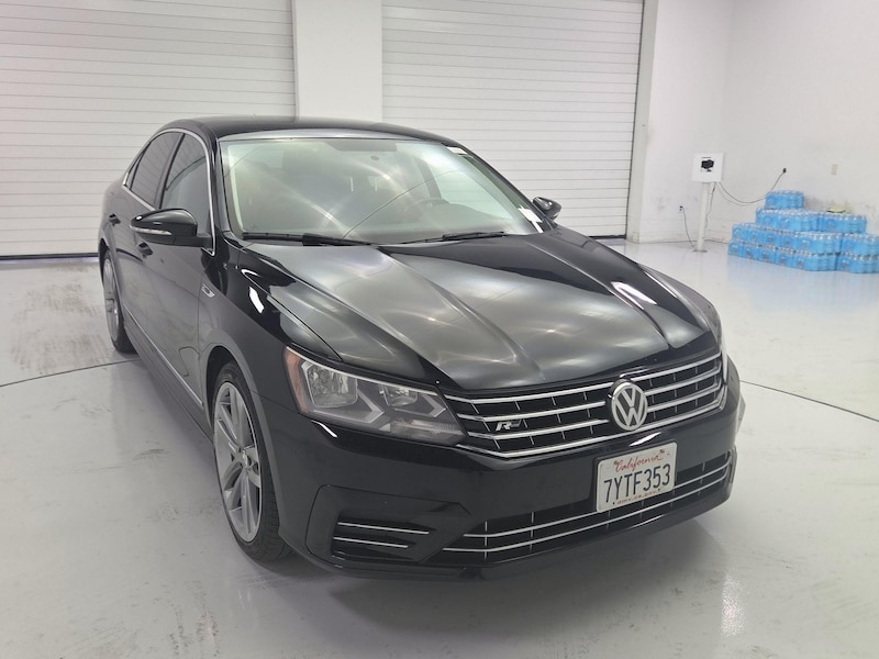 2017 Volkswagen Passat R-Line -
                  Murrieta, CA