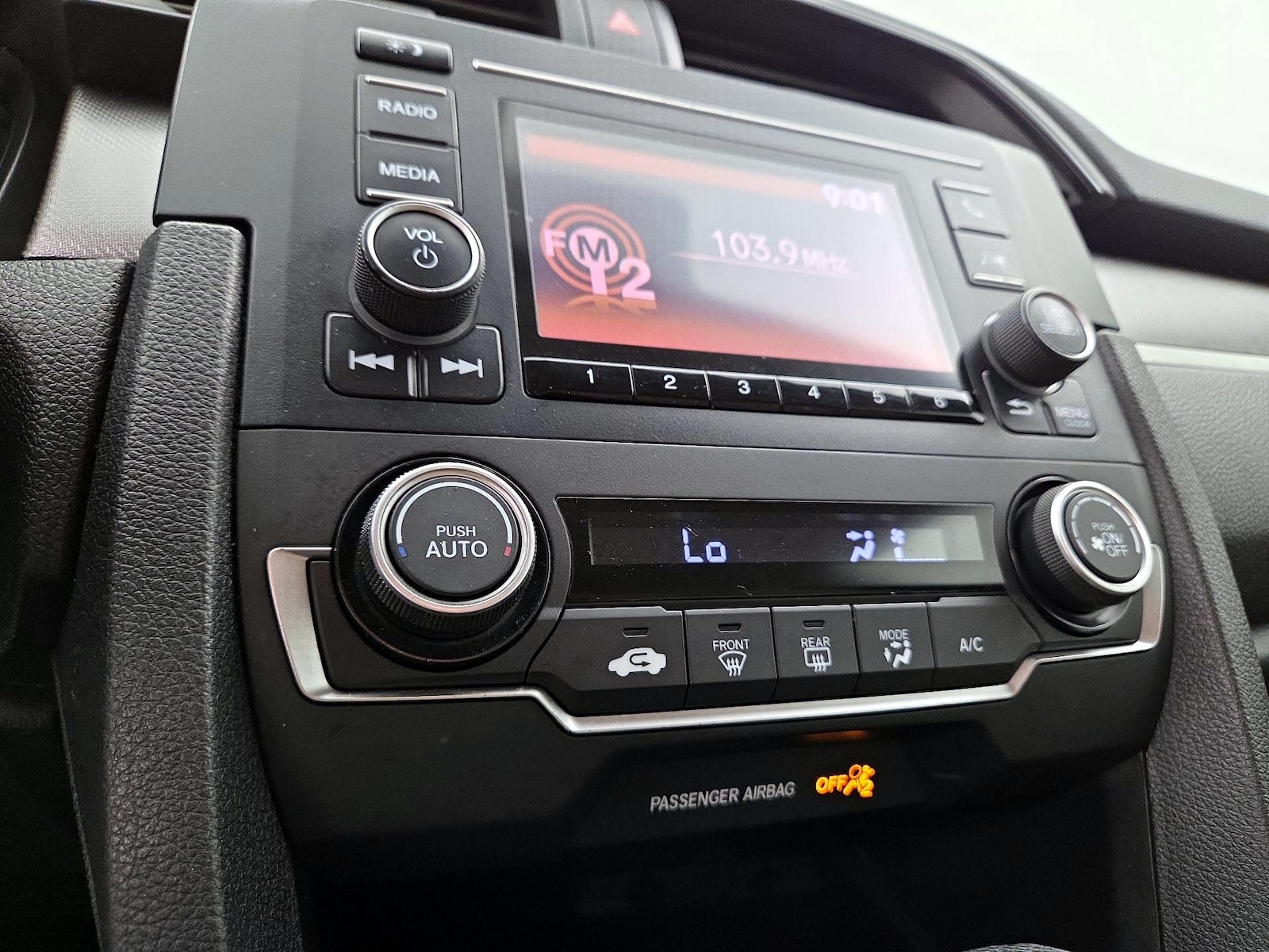 2018 Honda Civic LX - Photo 17