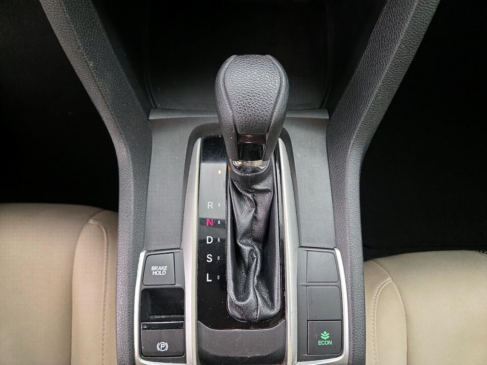2018 Honda Civic LX - Photo 18