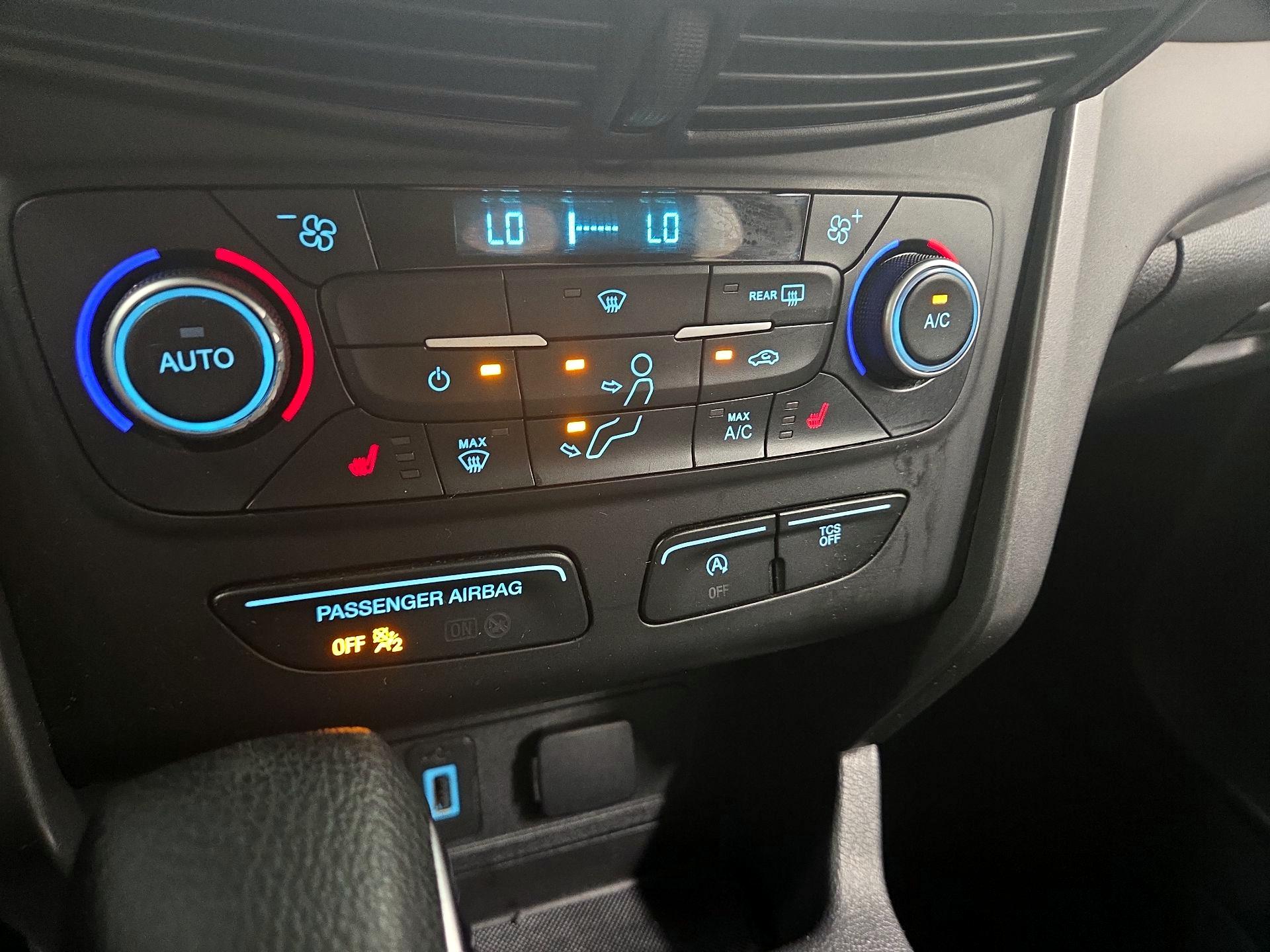 Thumbnail: 2019 Ford Escape - 14