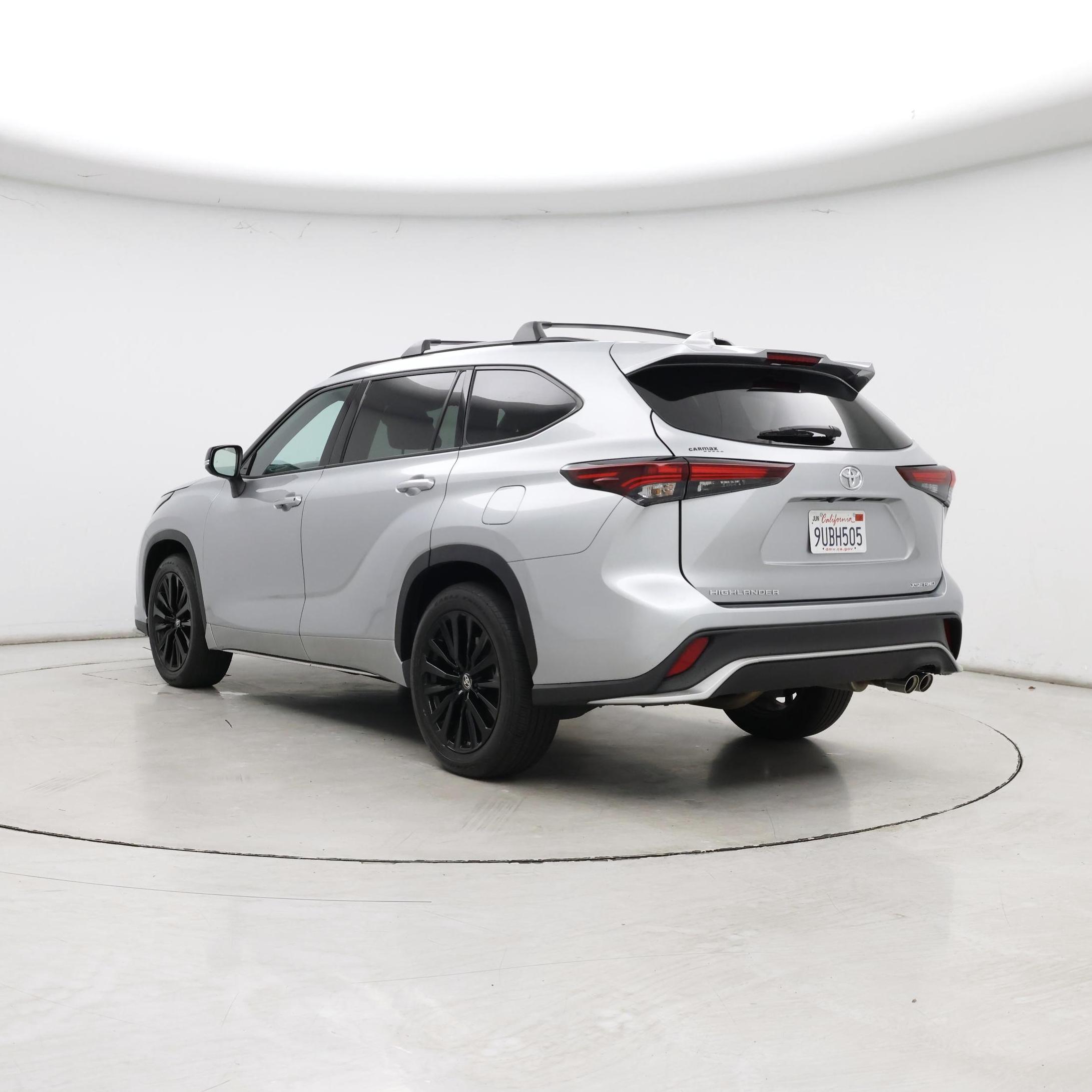 Thumbnail: 2025 Toyota Highlander - 2