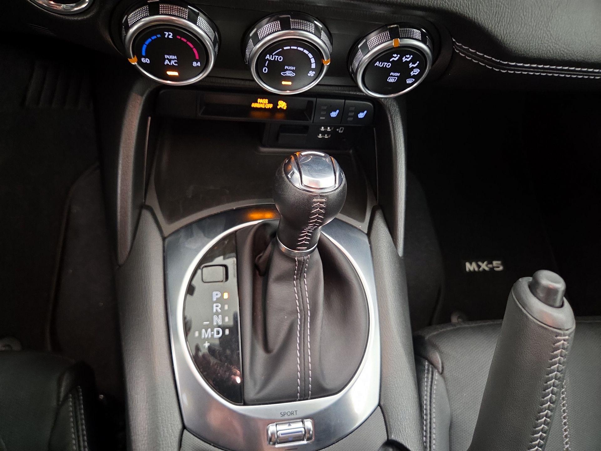 Thumbnail: 2023 Mazda MX-5 Miata - 18