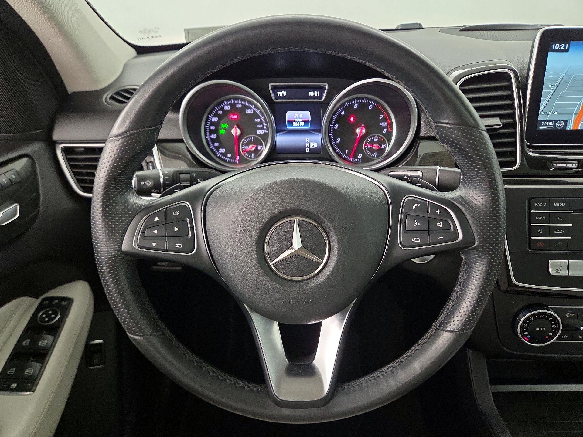 Thumbnail: 2016 Mercedes-Benz GLE - 10