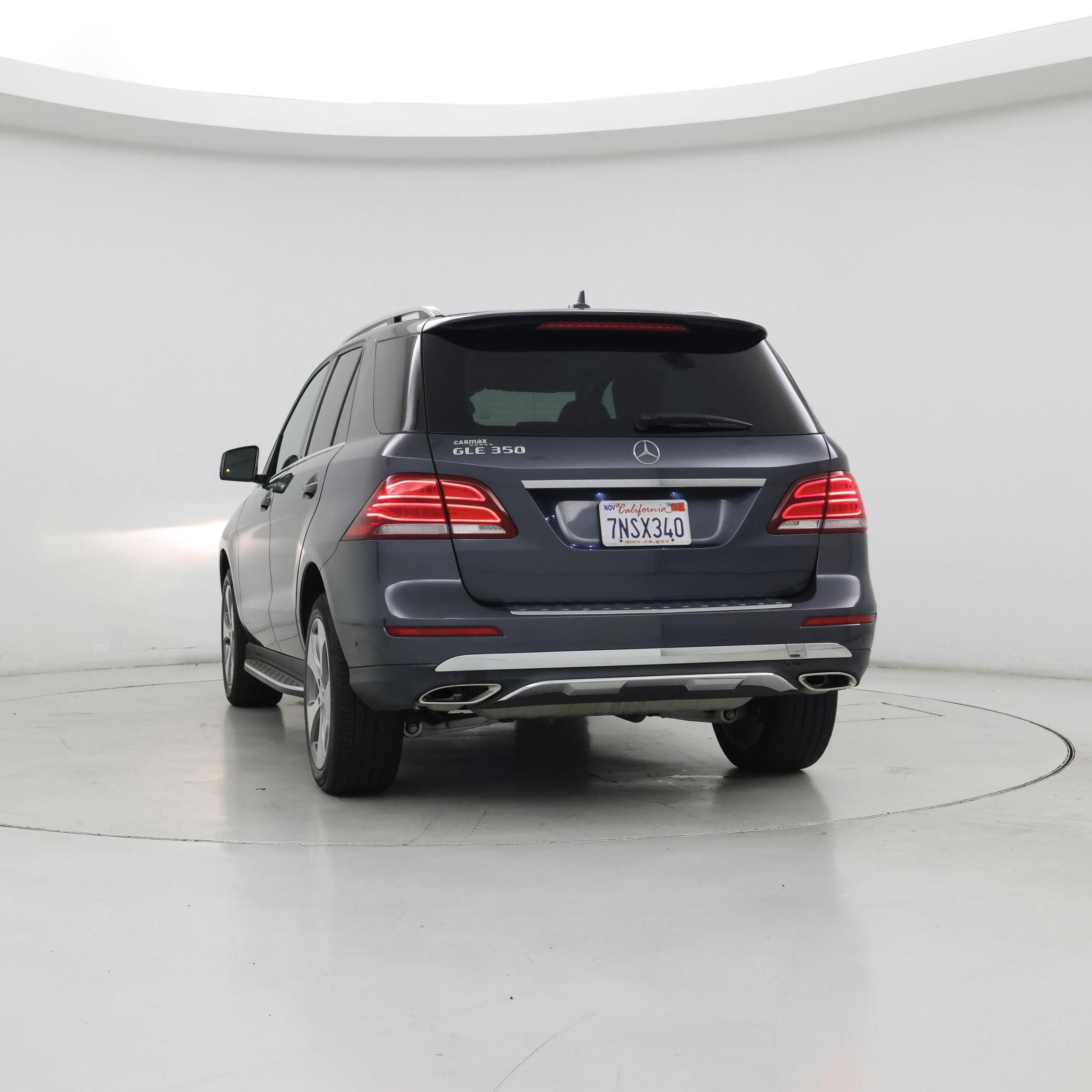 Thumbnail: 2016 Mercedes-Benz GLE - 2