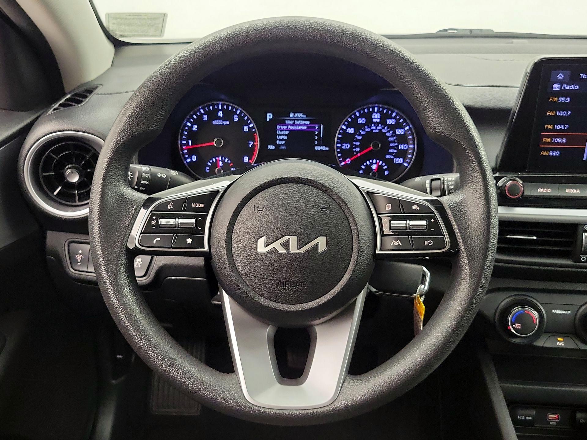 Thumbnail: 2023 Kia Forte - 10