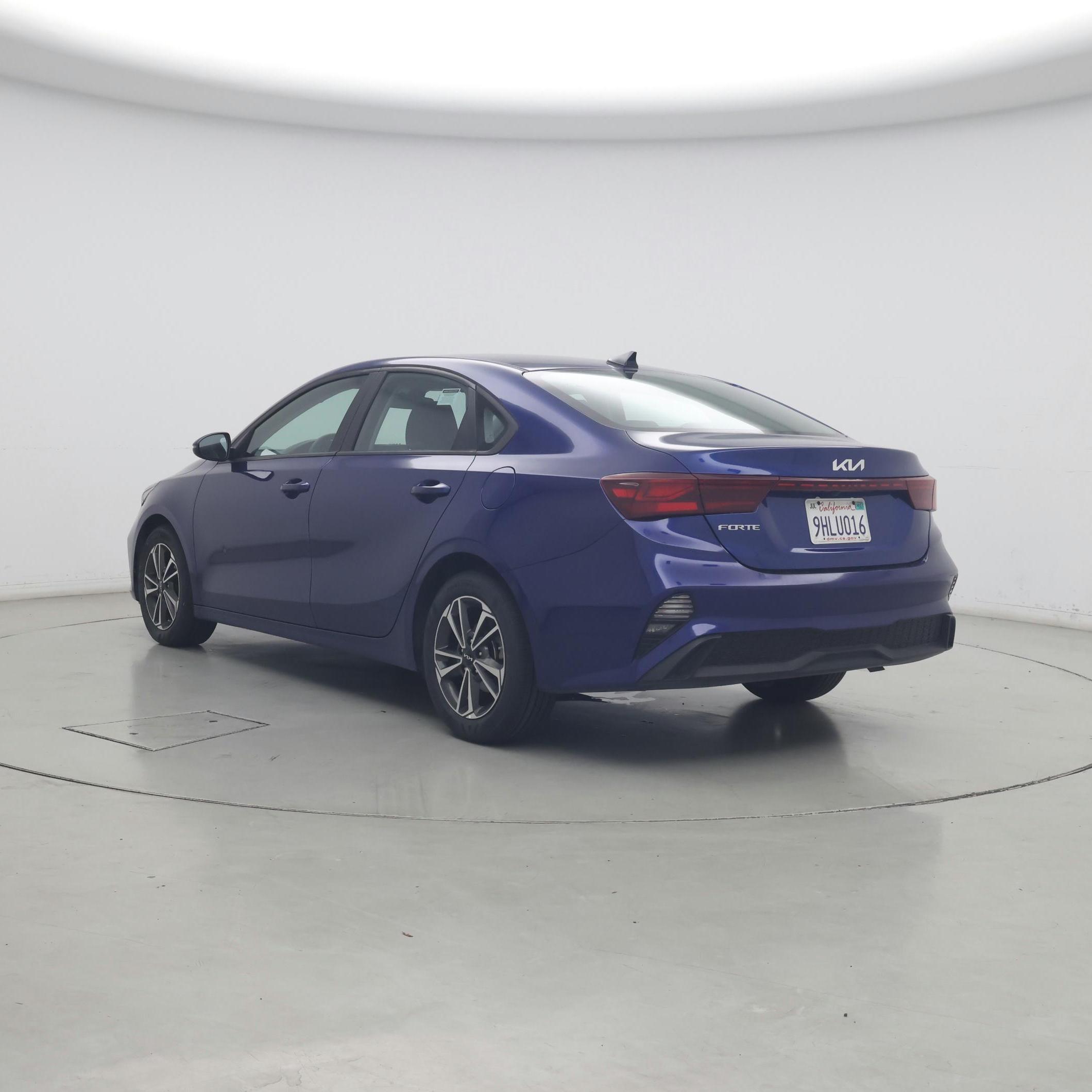 Thumbnail: 2023 Kia Forte - 2