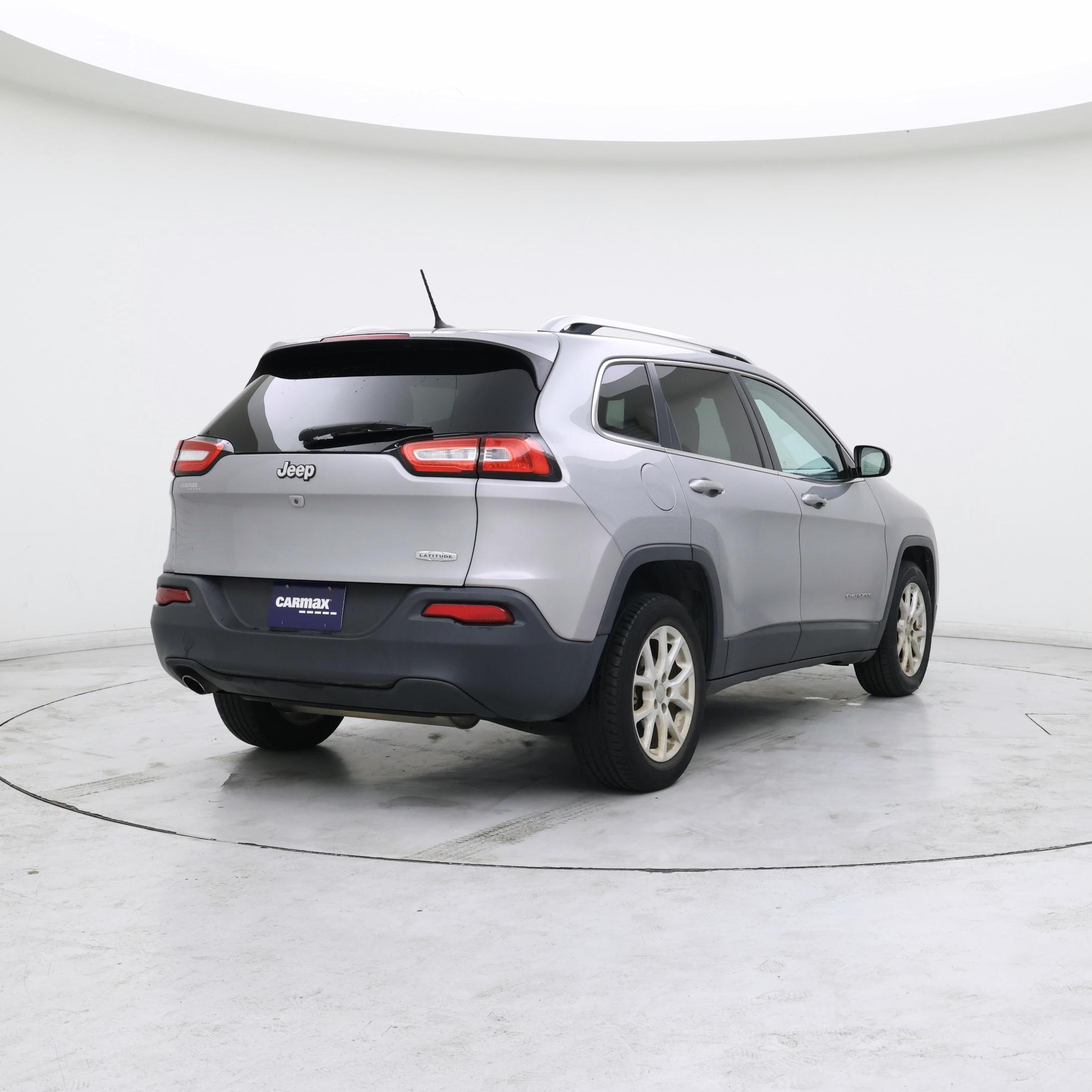 Thumbnail: 2016 Jeep Cherokee - 8