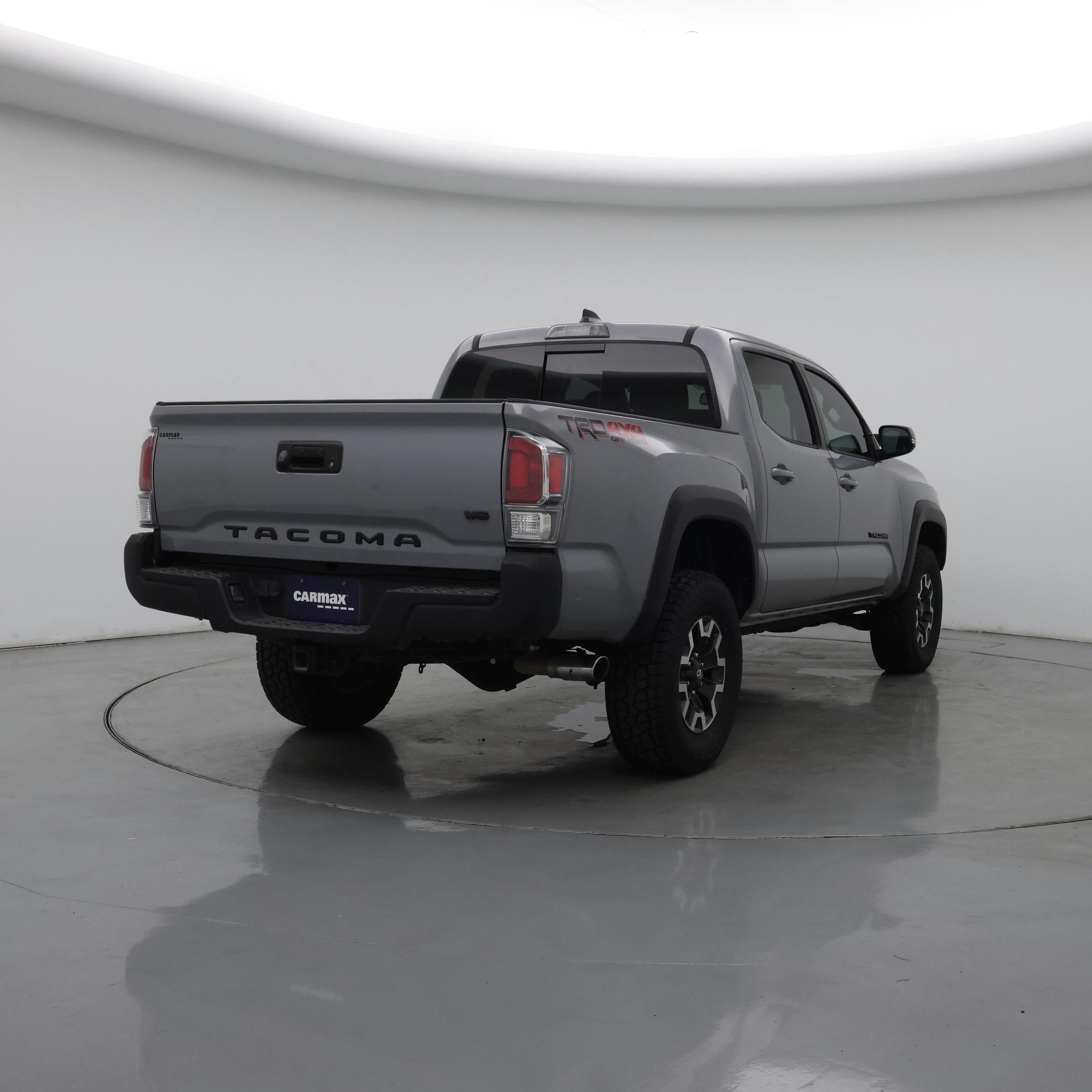 Thumbnail: 2020 Toyota Tacoma - 8