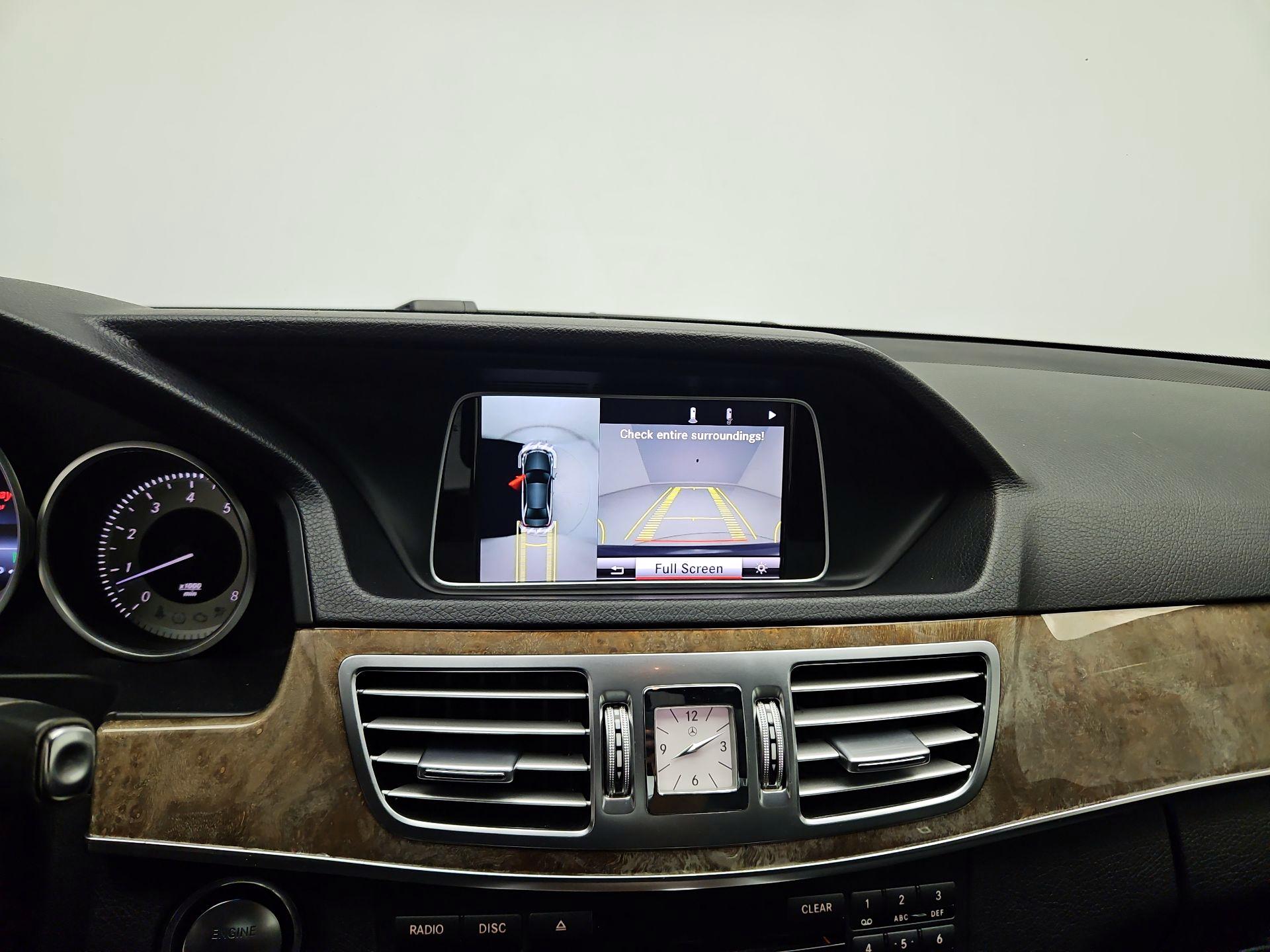 Thumbnail: 2015 Mercedes-Benz E-Class - 13